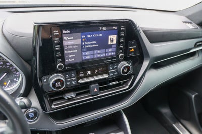 2022 Toyota Highlander XSE