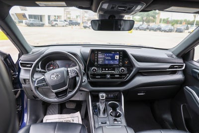 2022 Toyota Highlander XSE