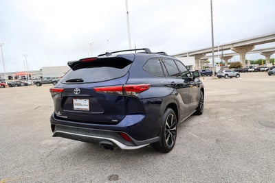 2022 Toyota Highlander XSE
