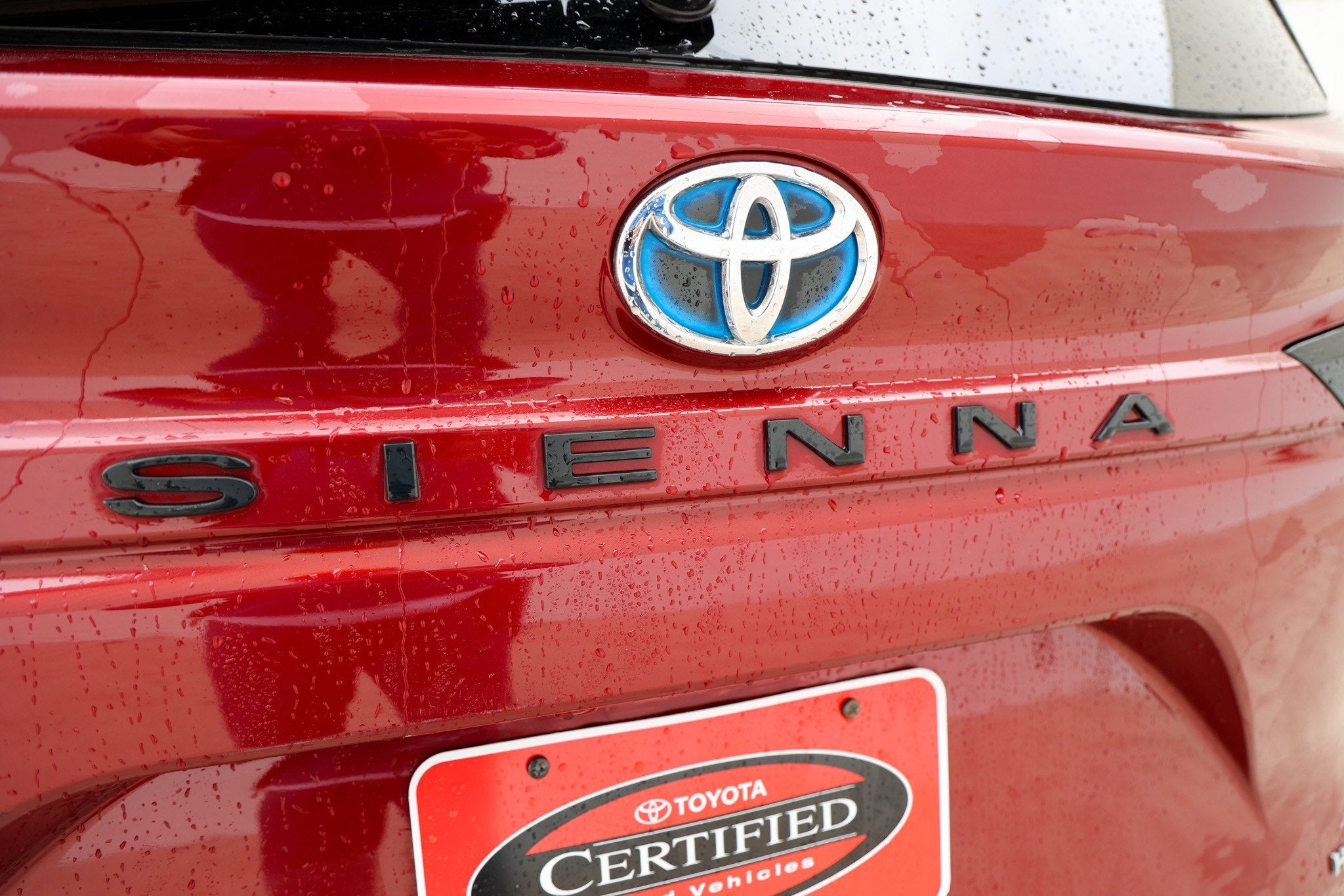 2022 Toyota SIENNA XLE XLE