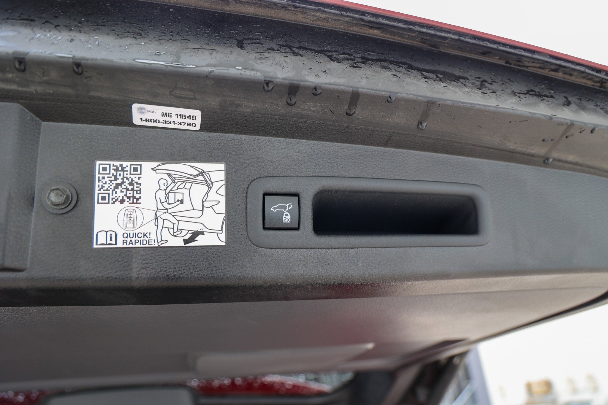 2022 Toyota SIENNA XLE XLE