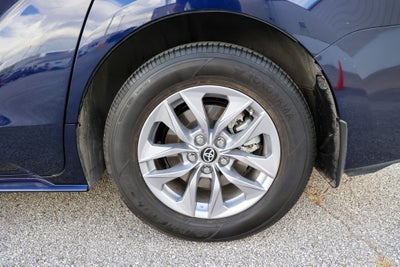 2024 Toyota Sienna XLE