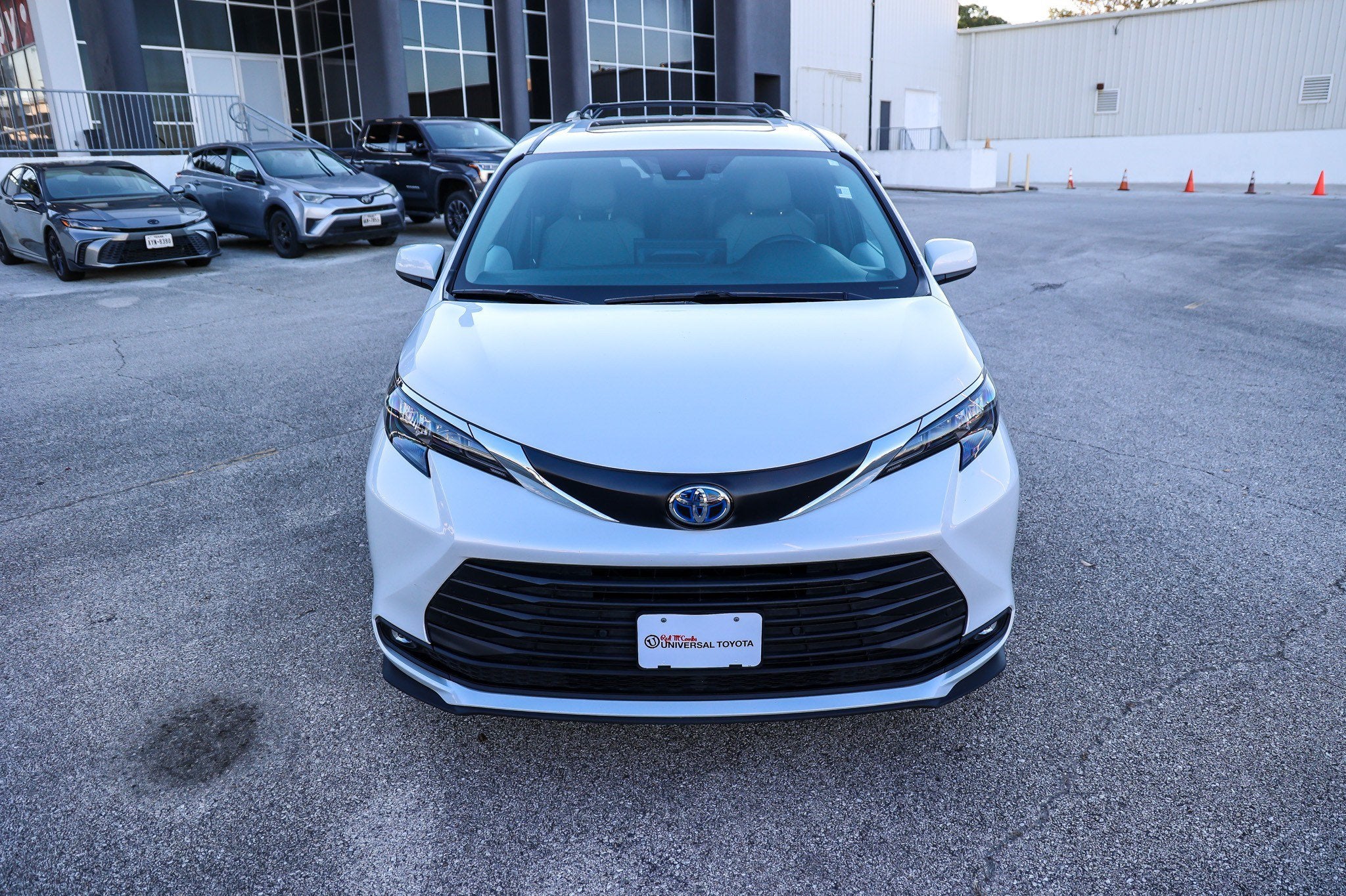 2025 Toyota Sienna XLE