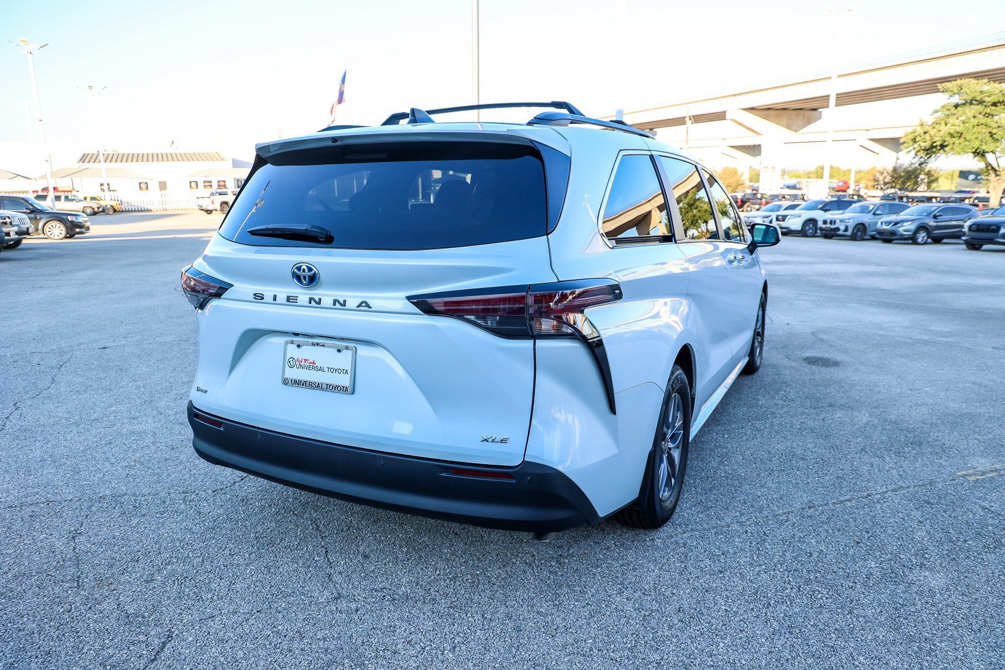 2025 Toyota Sienna XLE