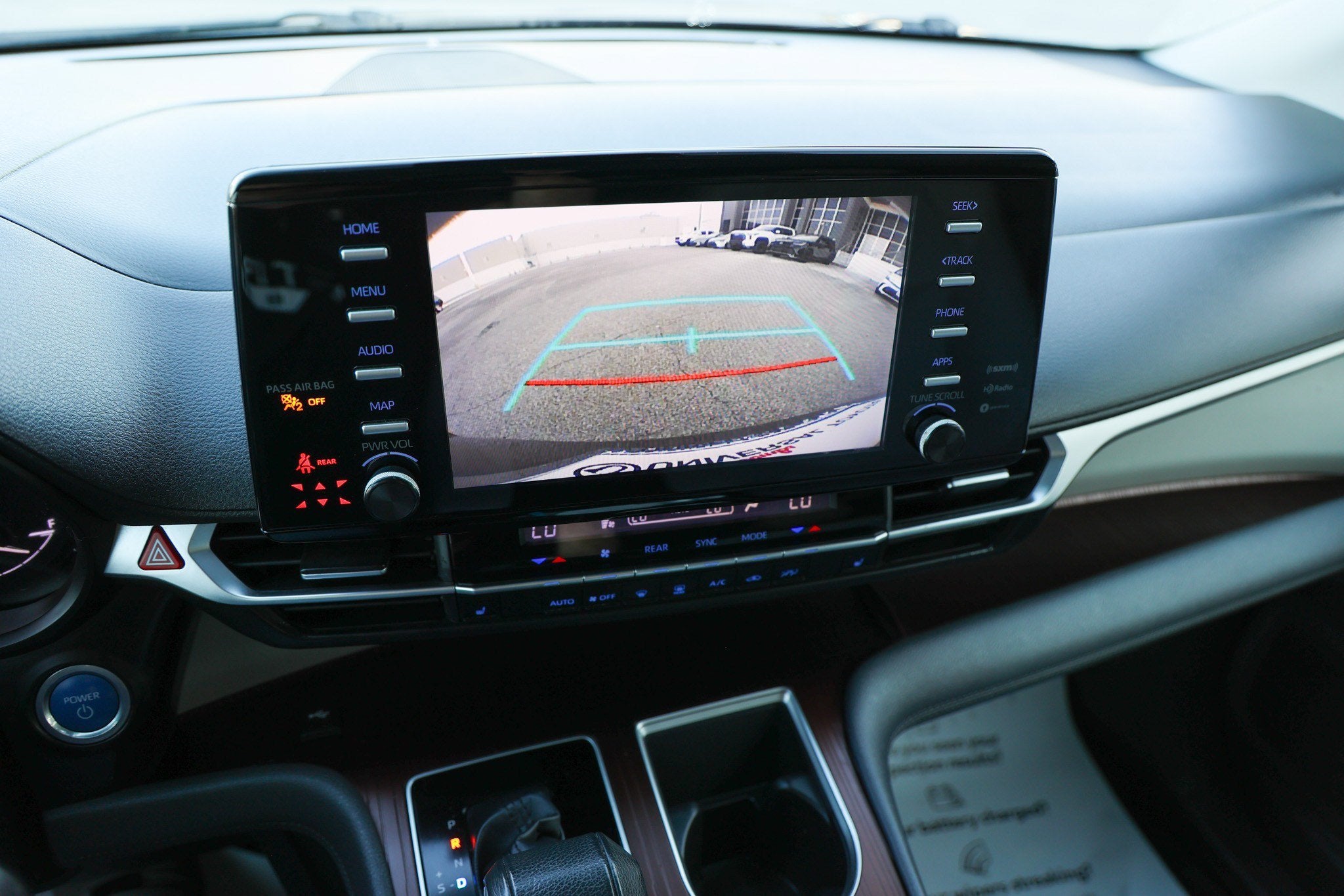 2022 Toyota Sienna XLE