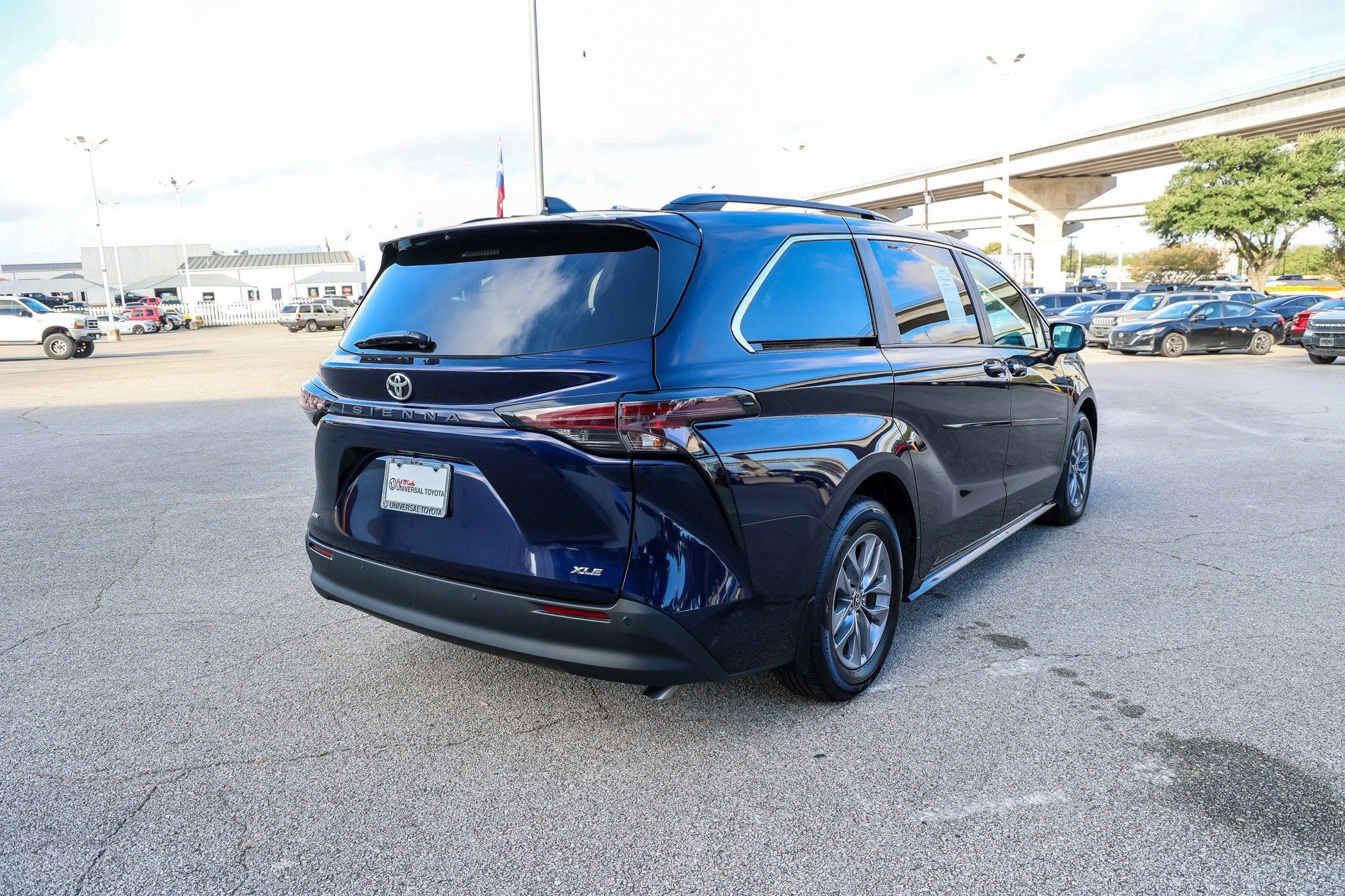 2026 Toyota Sienna XLE