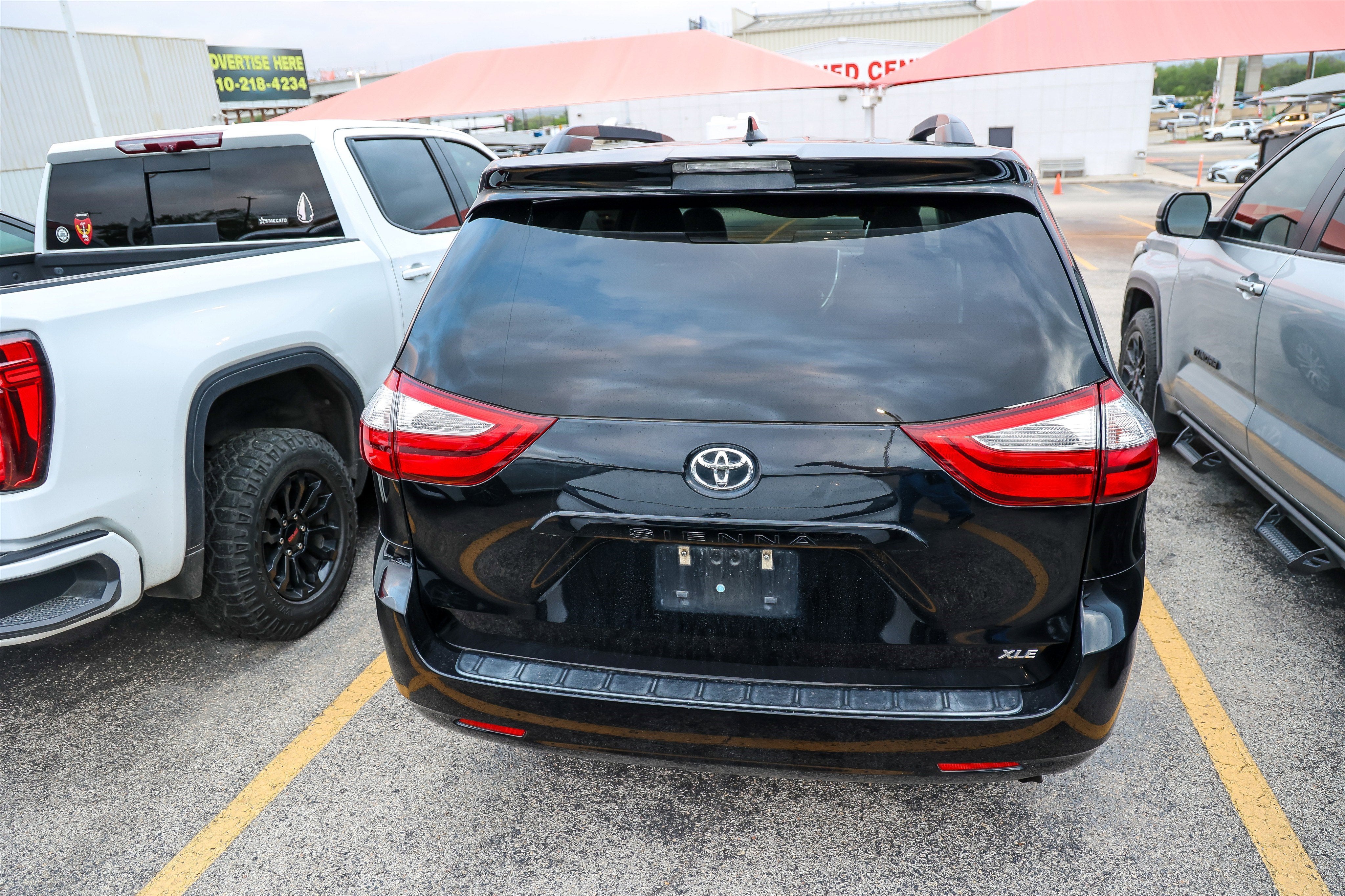 2019 Toyota SIENNA XLE 3.5L XLE