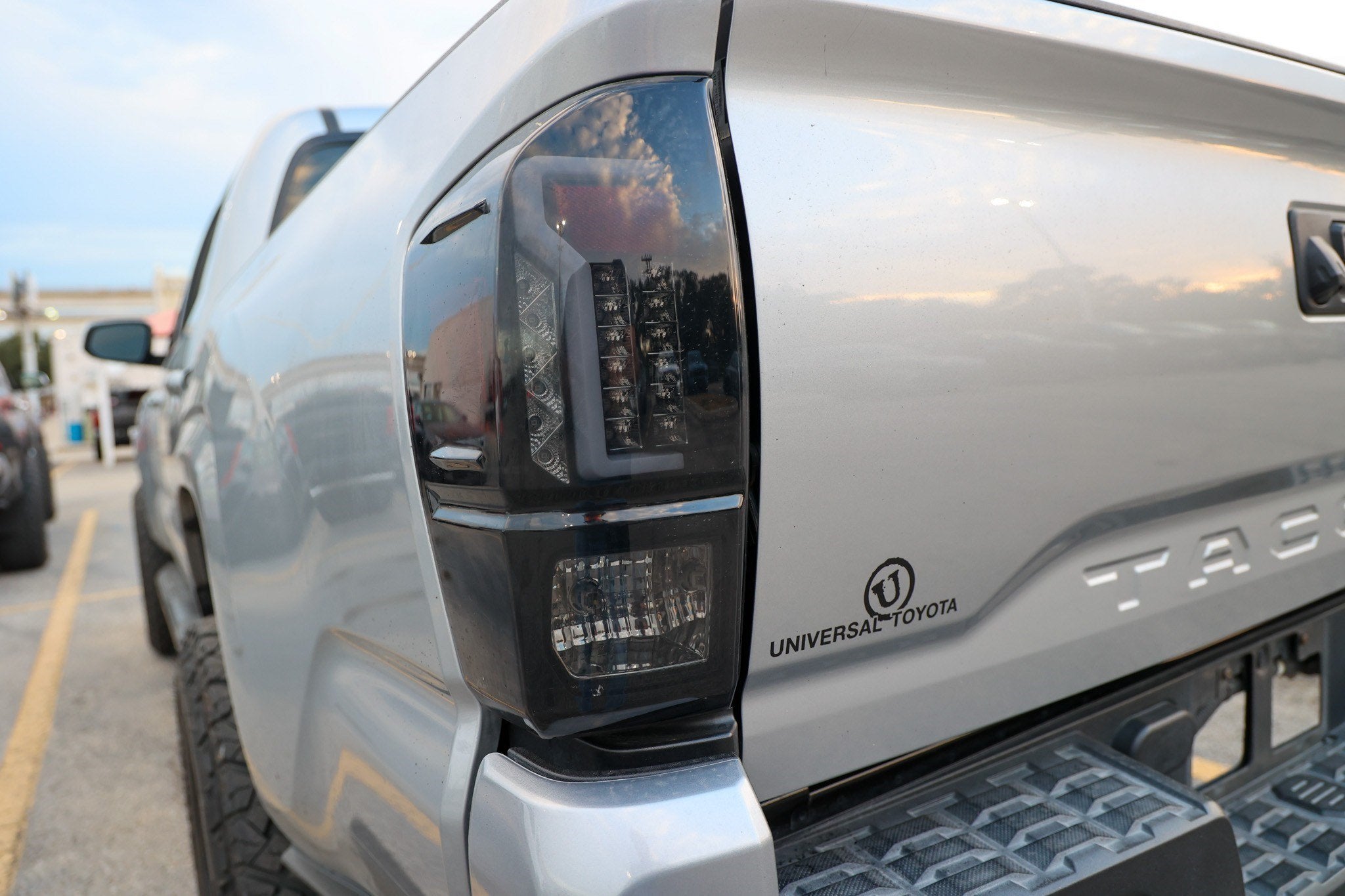 2018 Toyota Tacoma SR