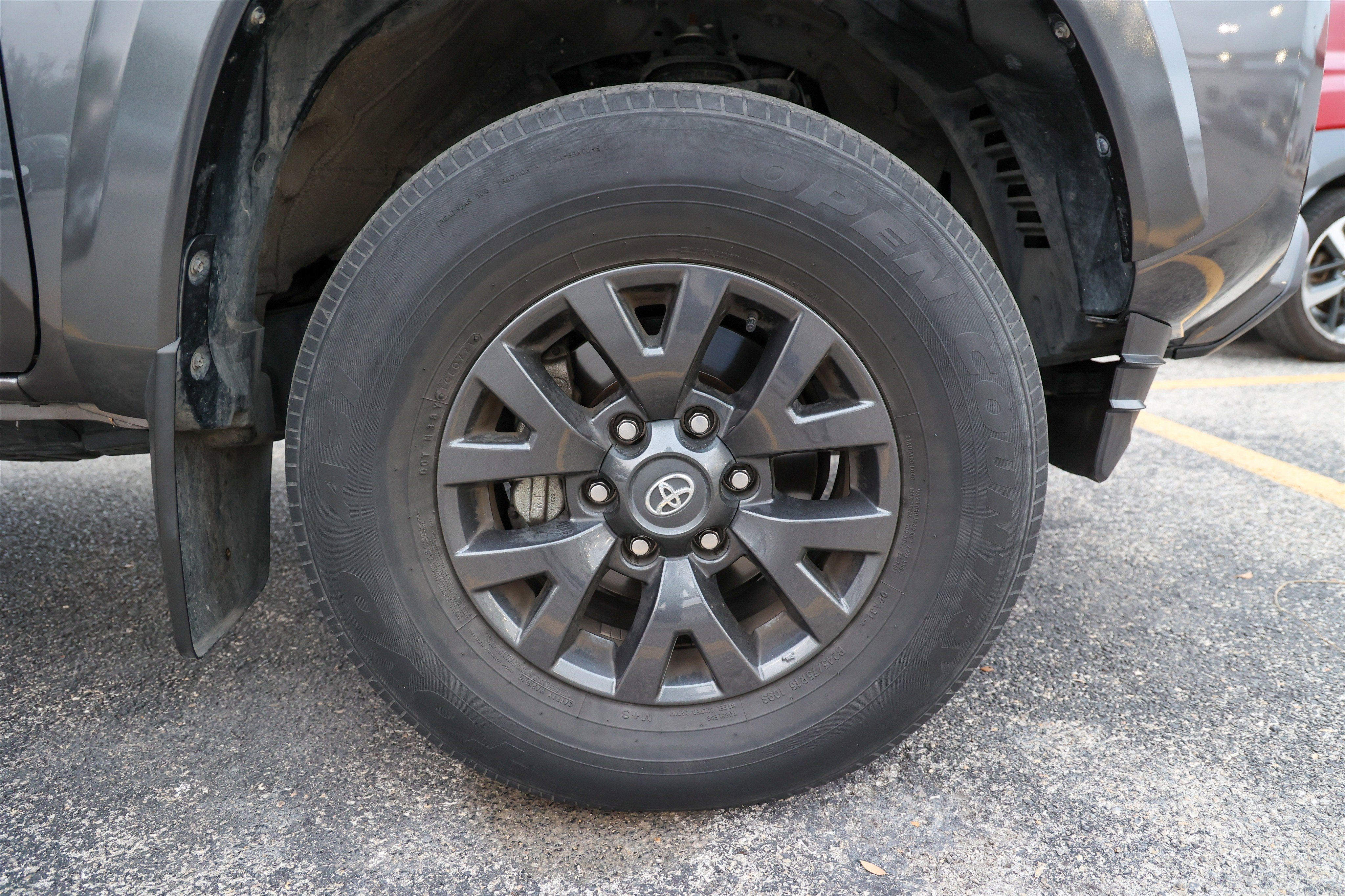 2021 Toyota TACOMA SR5 SR5