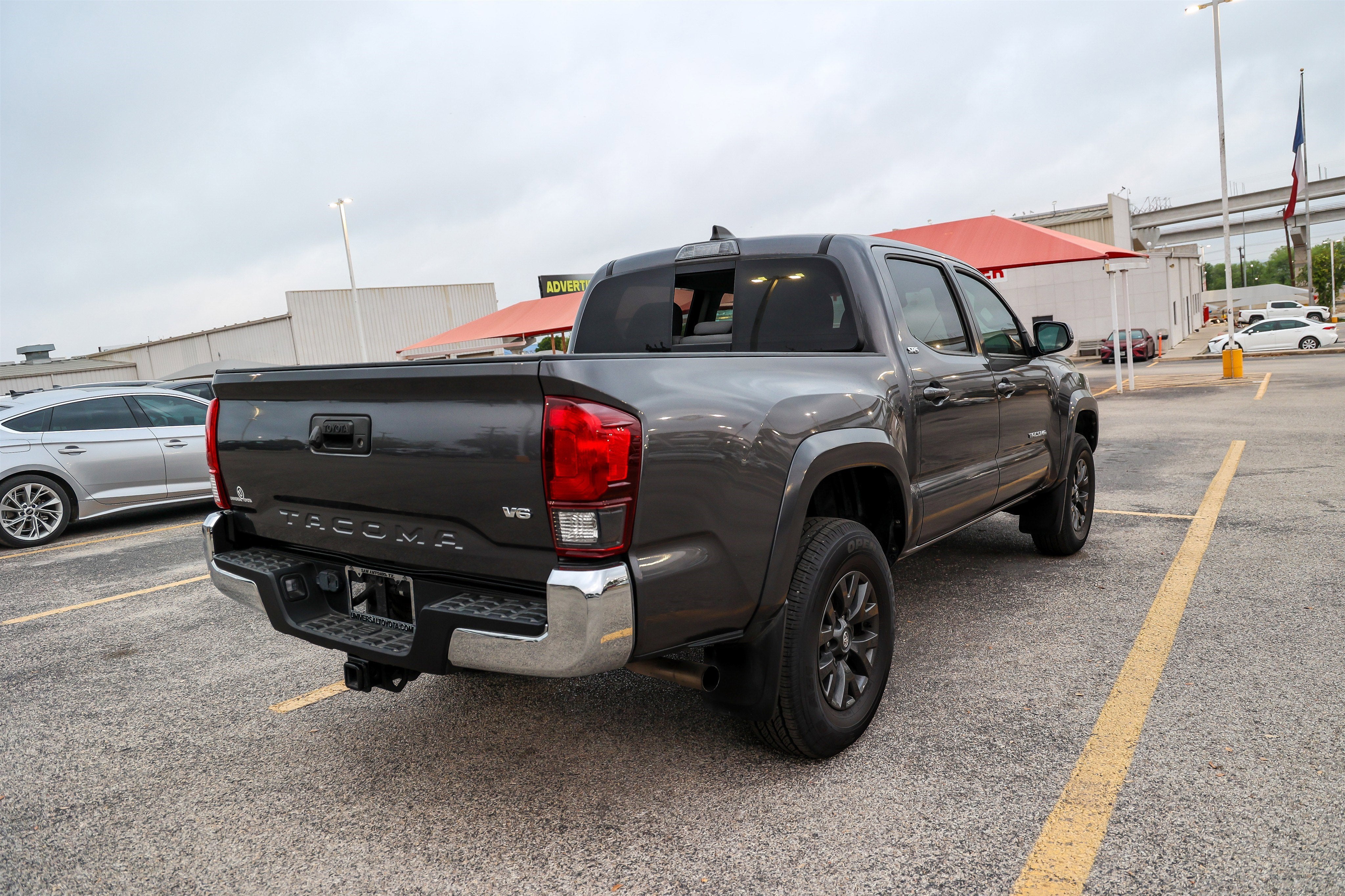 2021 Toyota TACOMA SR5 SR5