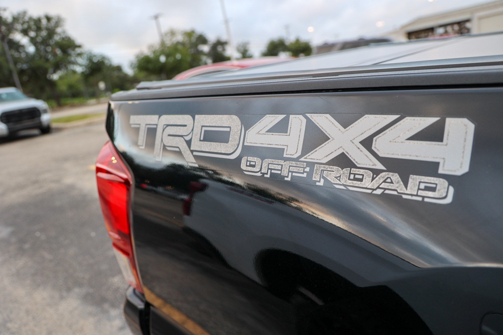 2018 Toyota TACOMA 4WD DCAB SR