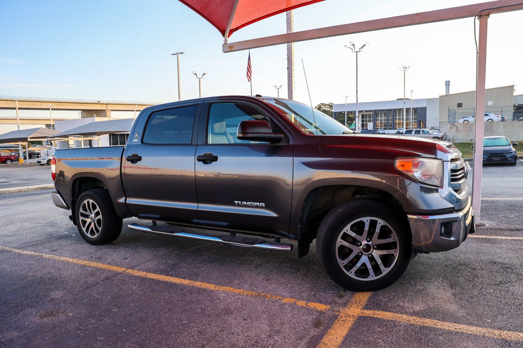 2017 Toyota Tundra SR5