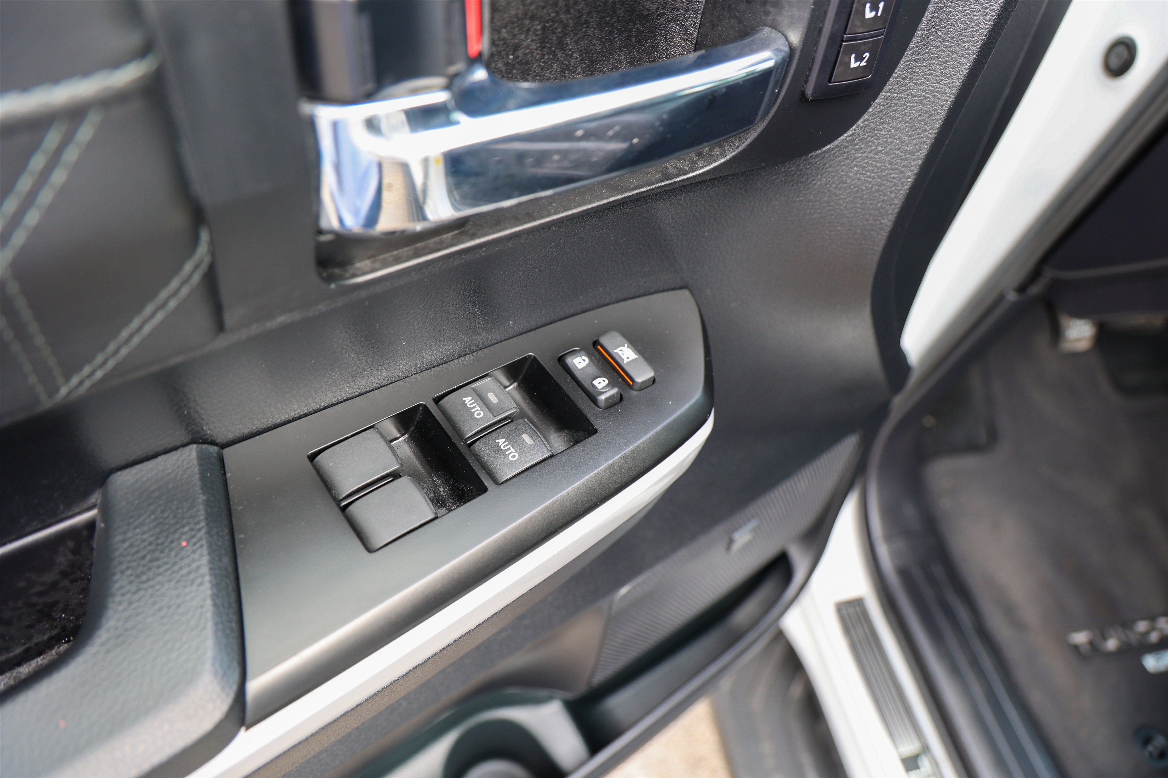 2021 Toyota TUNDRA 4X2 Platinum