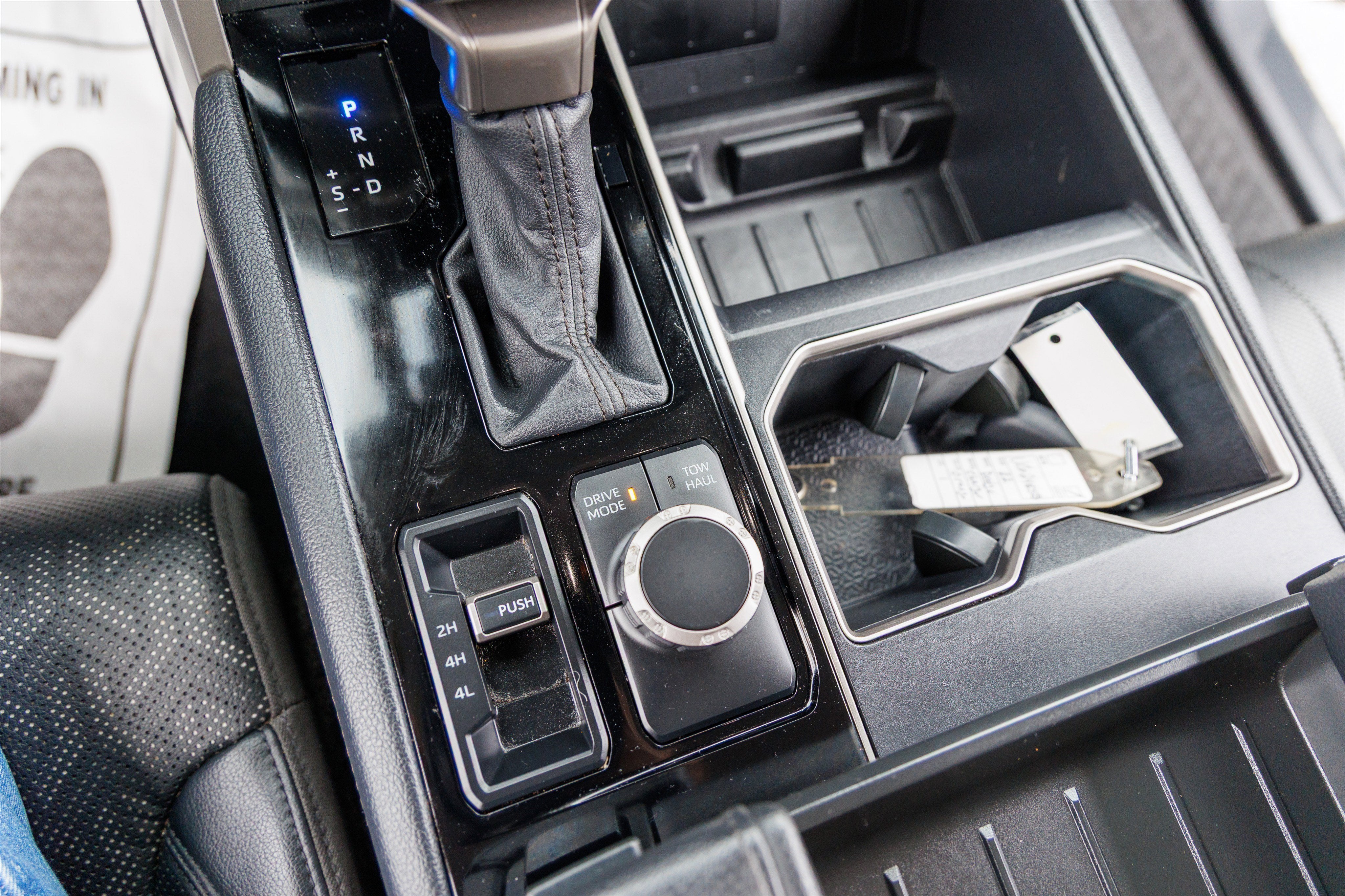 2024 Toyota TUNDRA 4X4 Limited