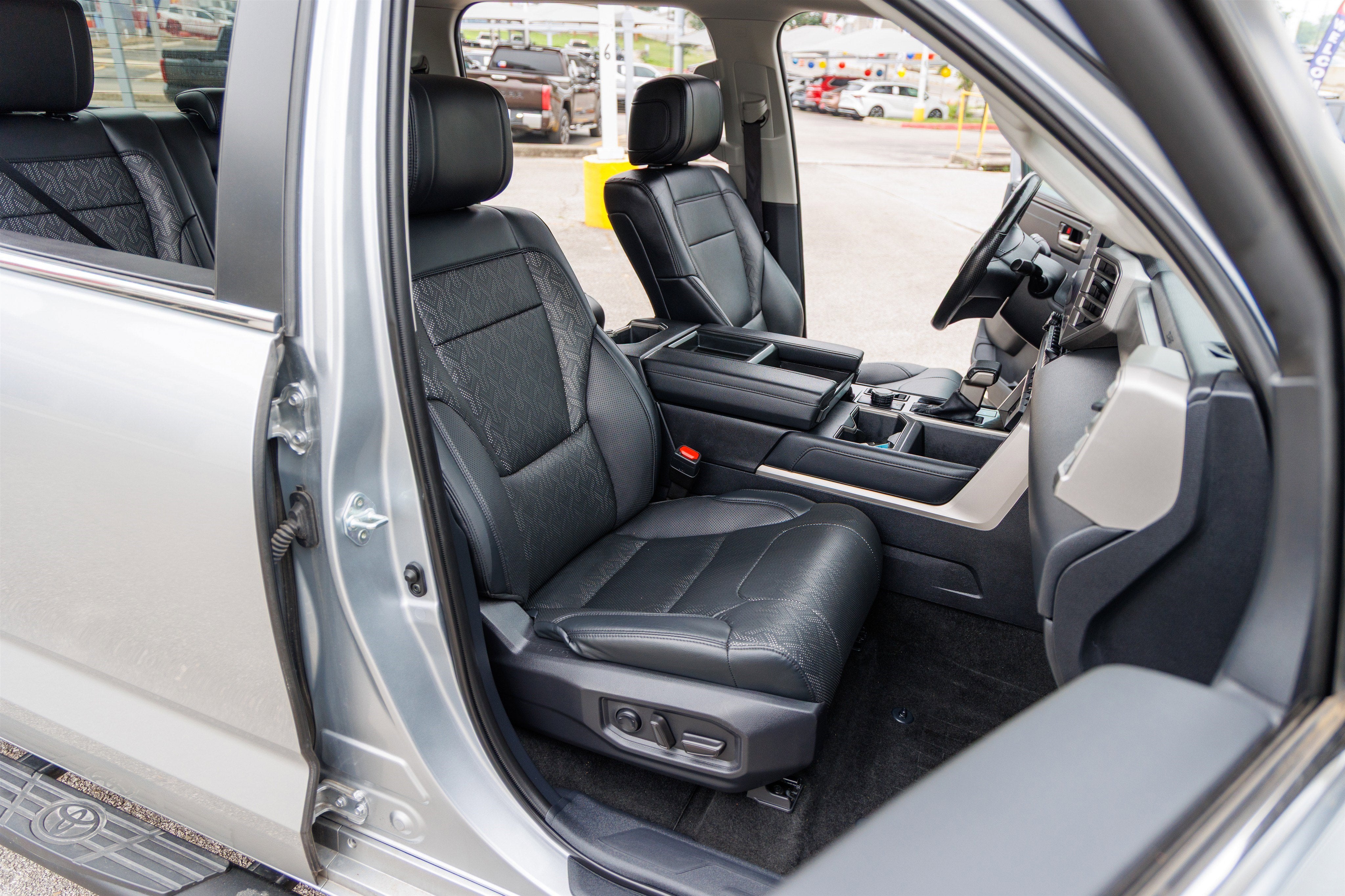 2024 Toyota TUNDRA 4X4 Limited