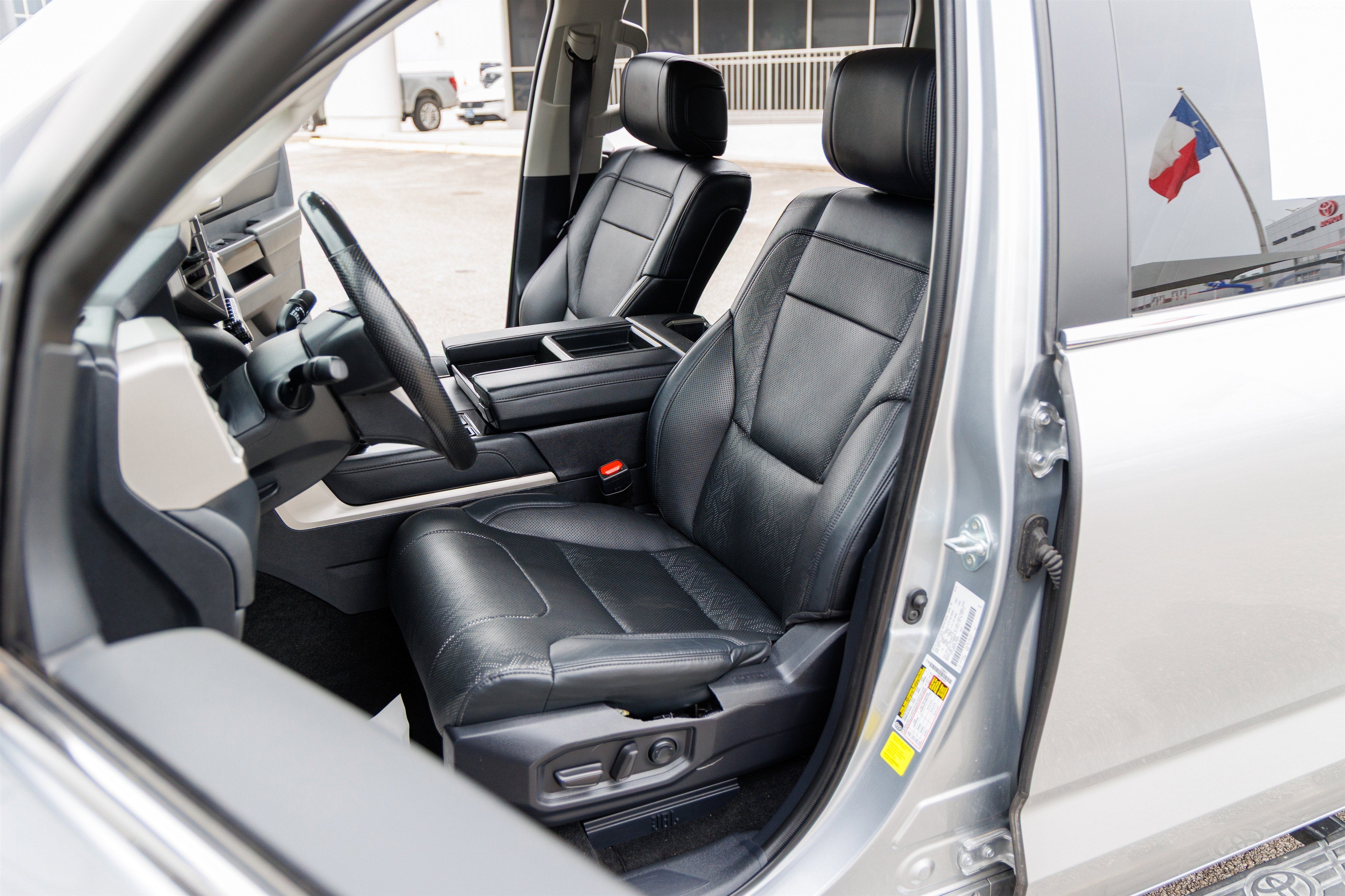 2024 Toyota TUNDRA 4X4 Limited