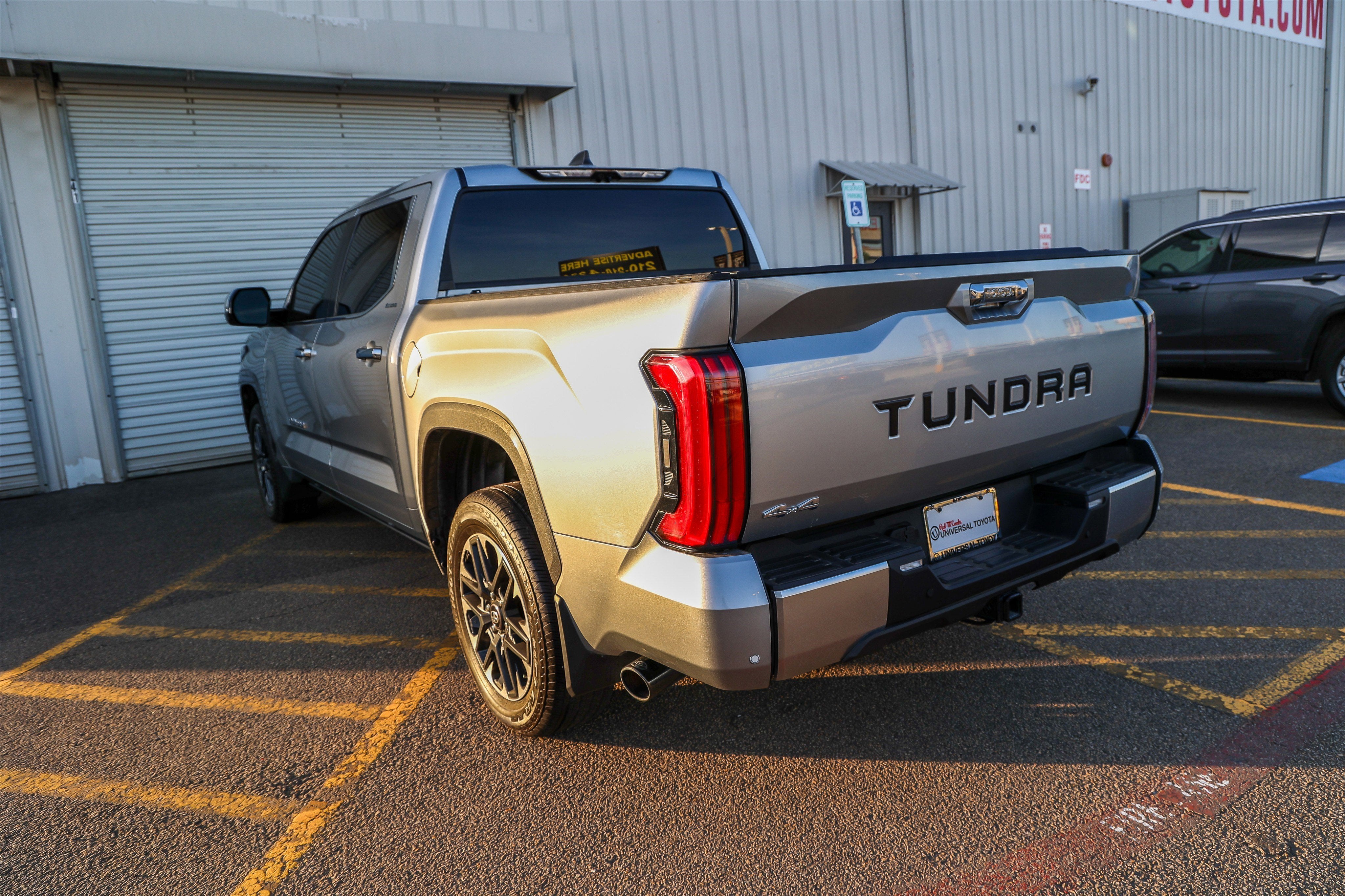 2025 Toyota TUNDRA 4X4 Limited