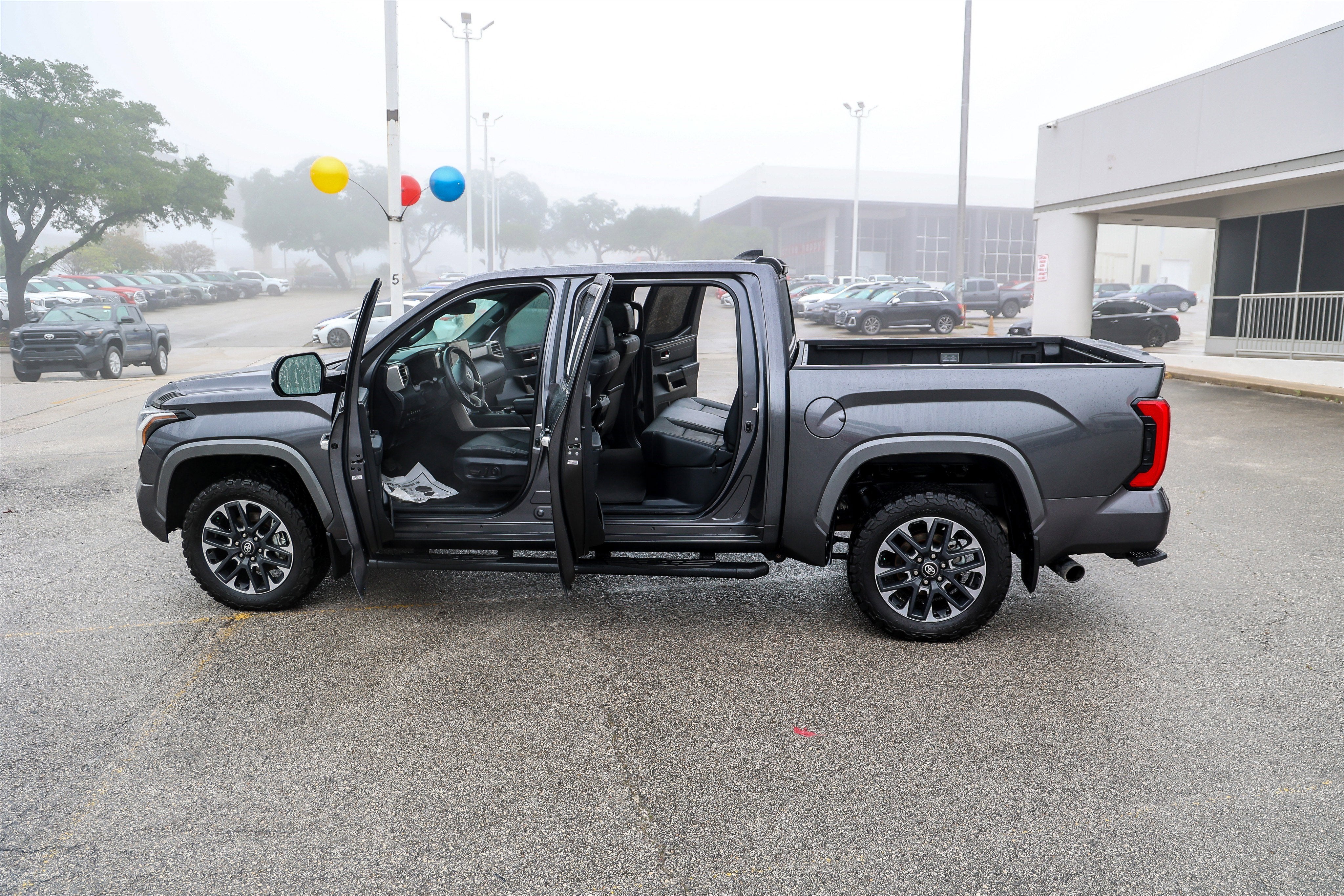 2025 Toyota TUNDRA 4X4 Limited