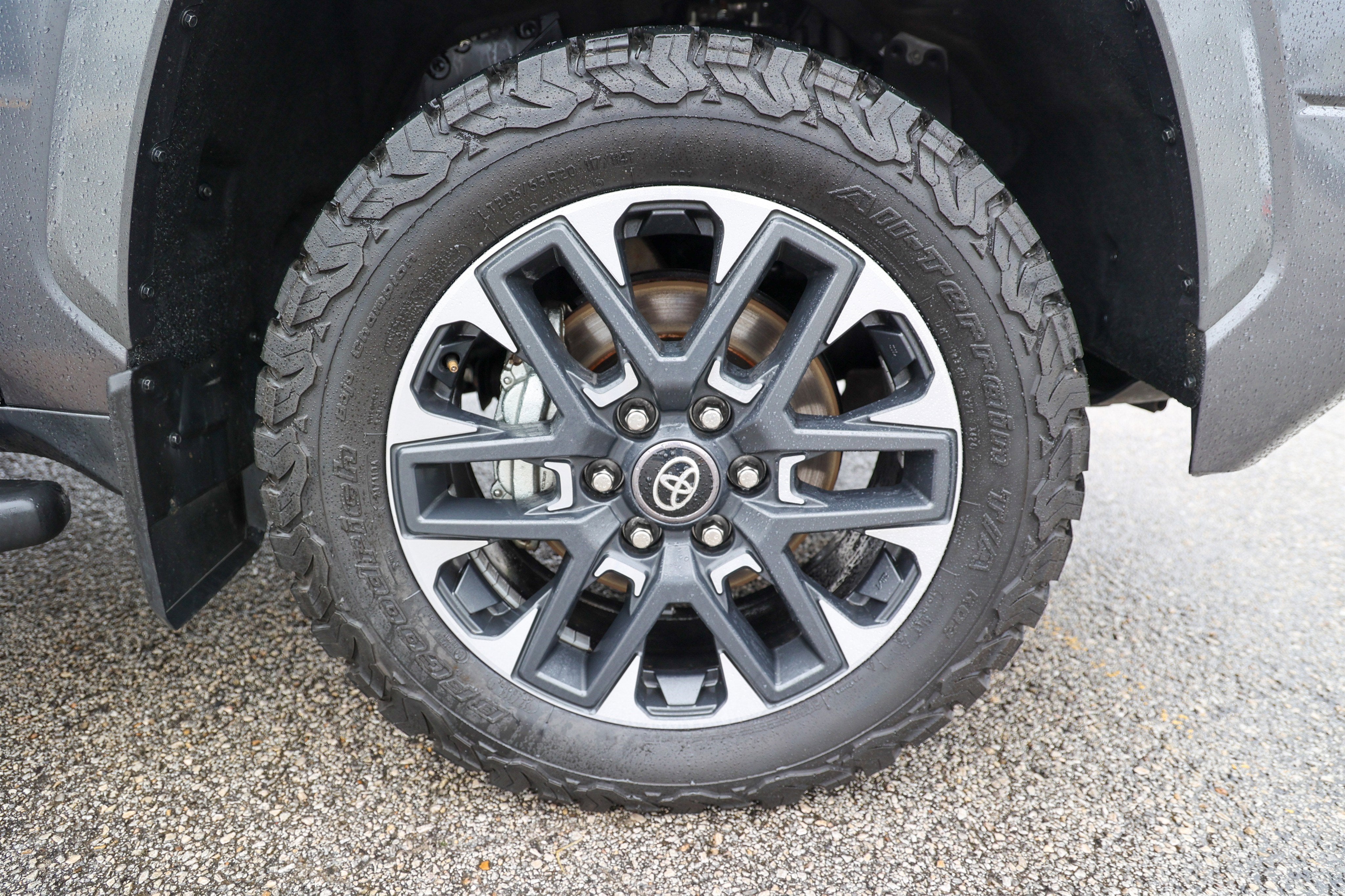 2025 Toyota TUNDRA 4X4 Limited