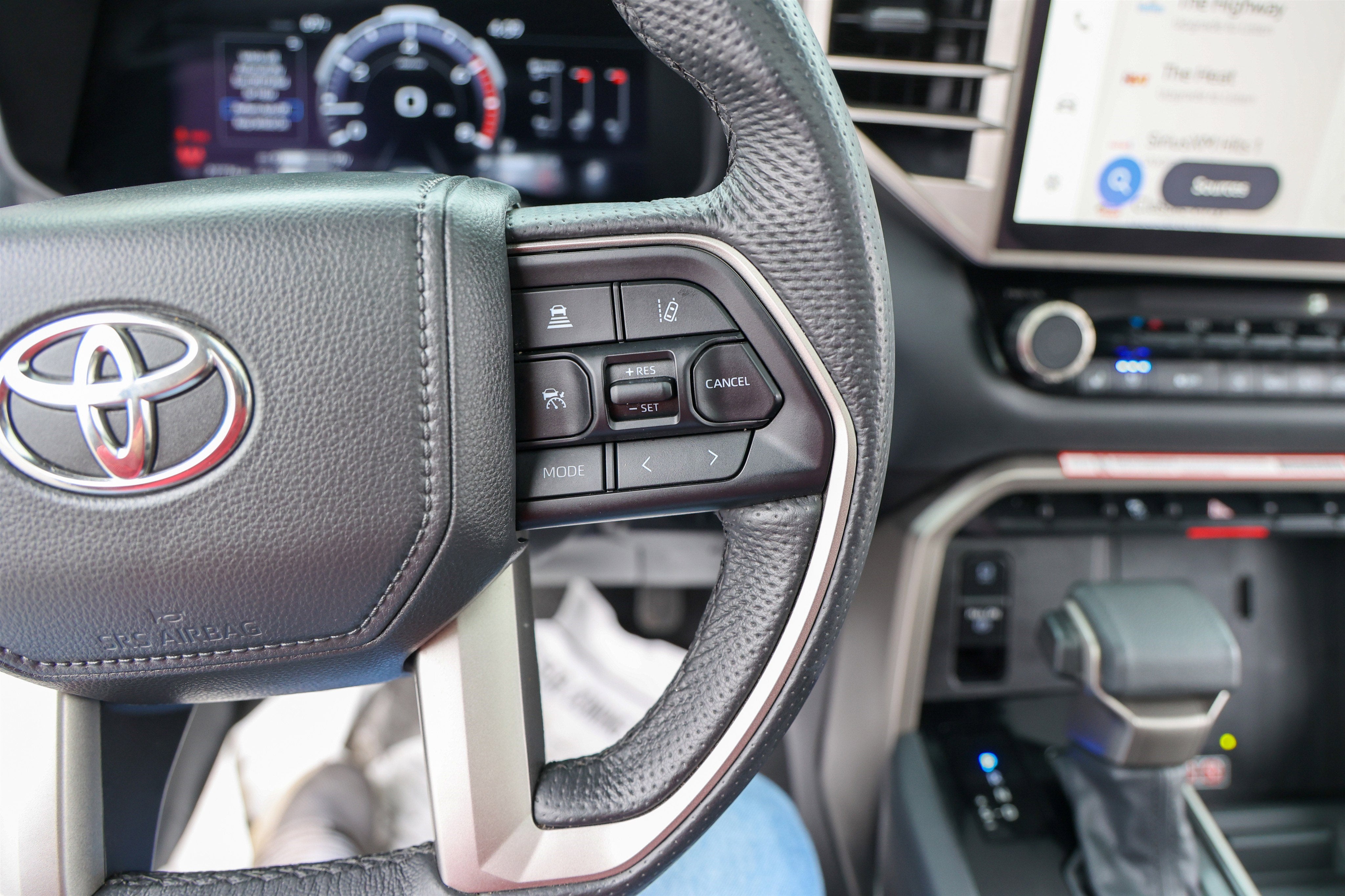 2025 Toyota TUNDRA 4X4 Limited