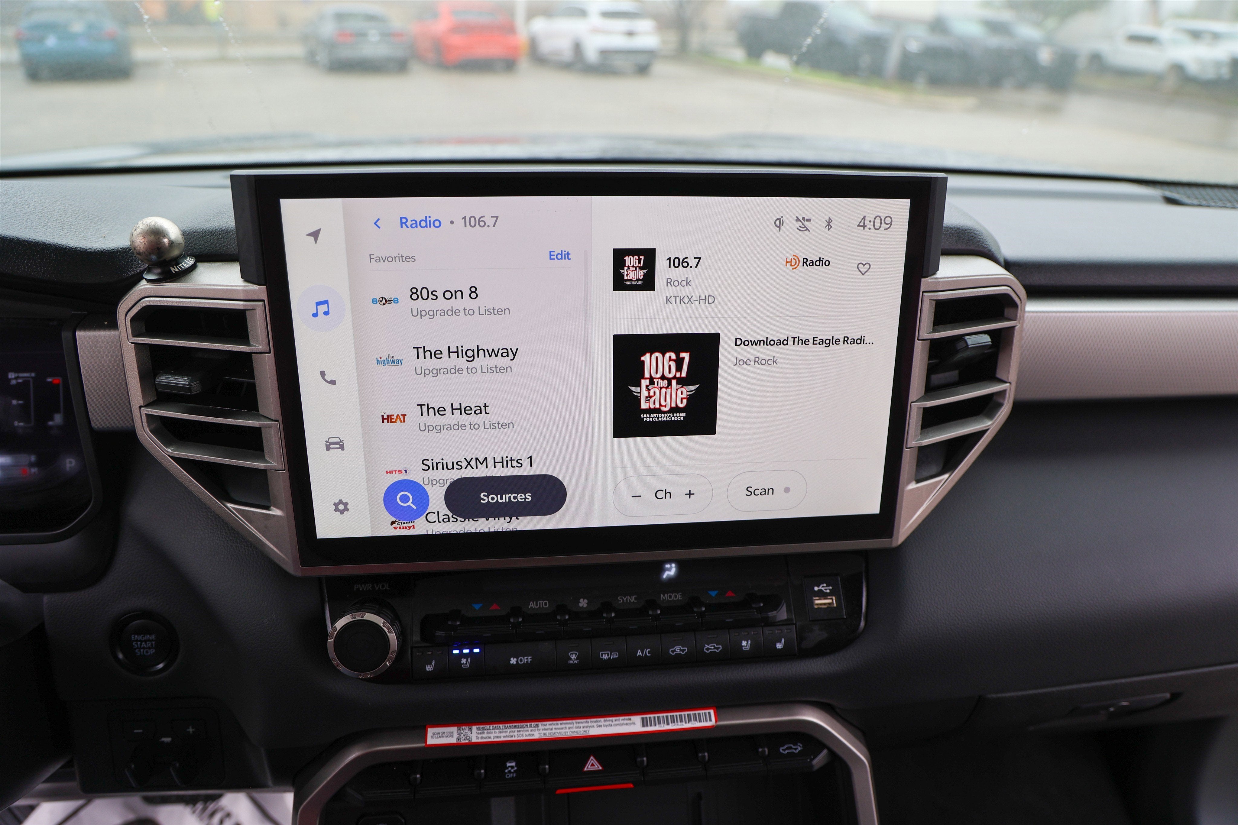 2025 Toyota TUNDRA 4X4 Limited