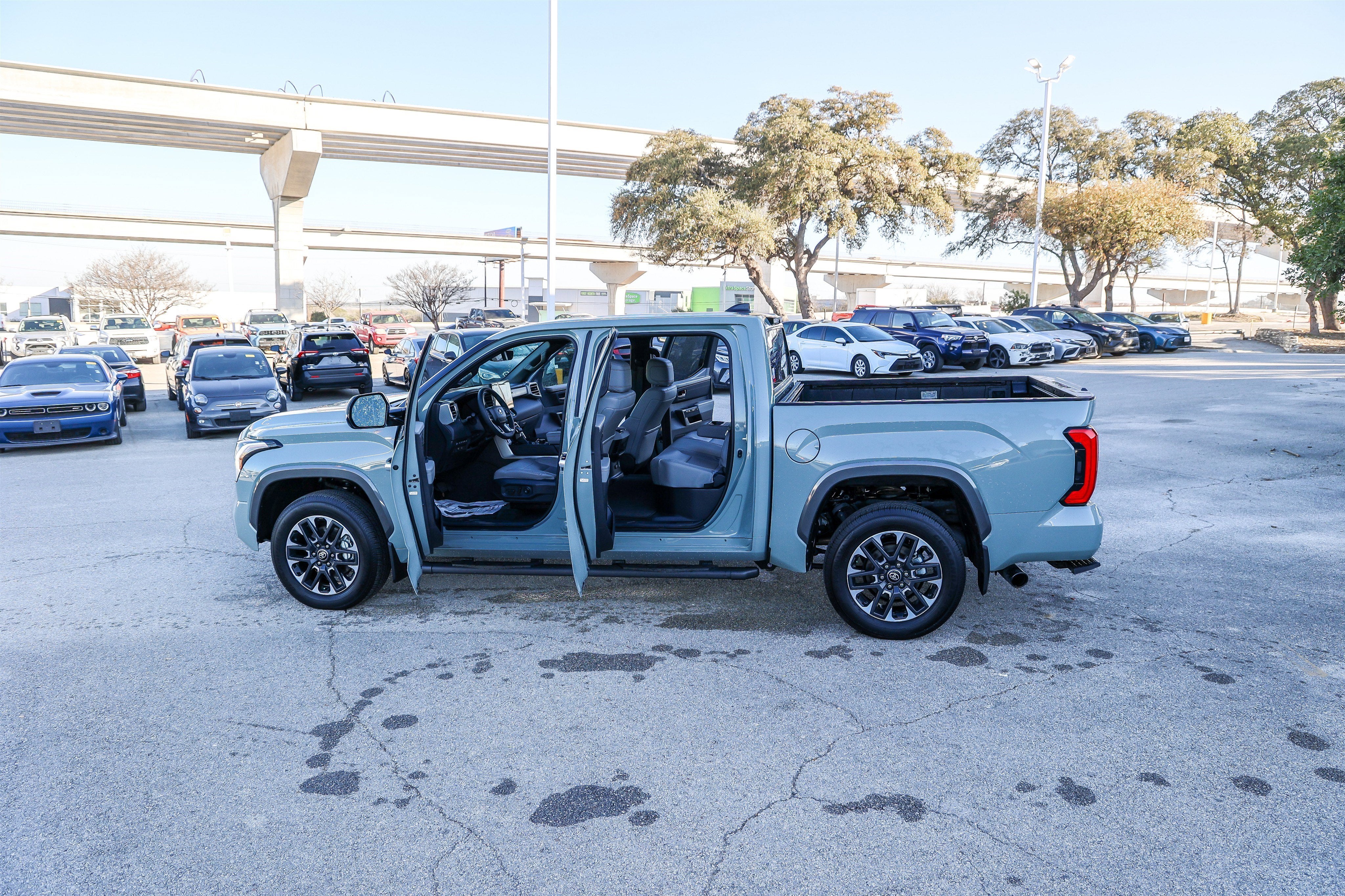 2026 Toyota TUNDRA 4X4 Limited