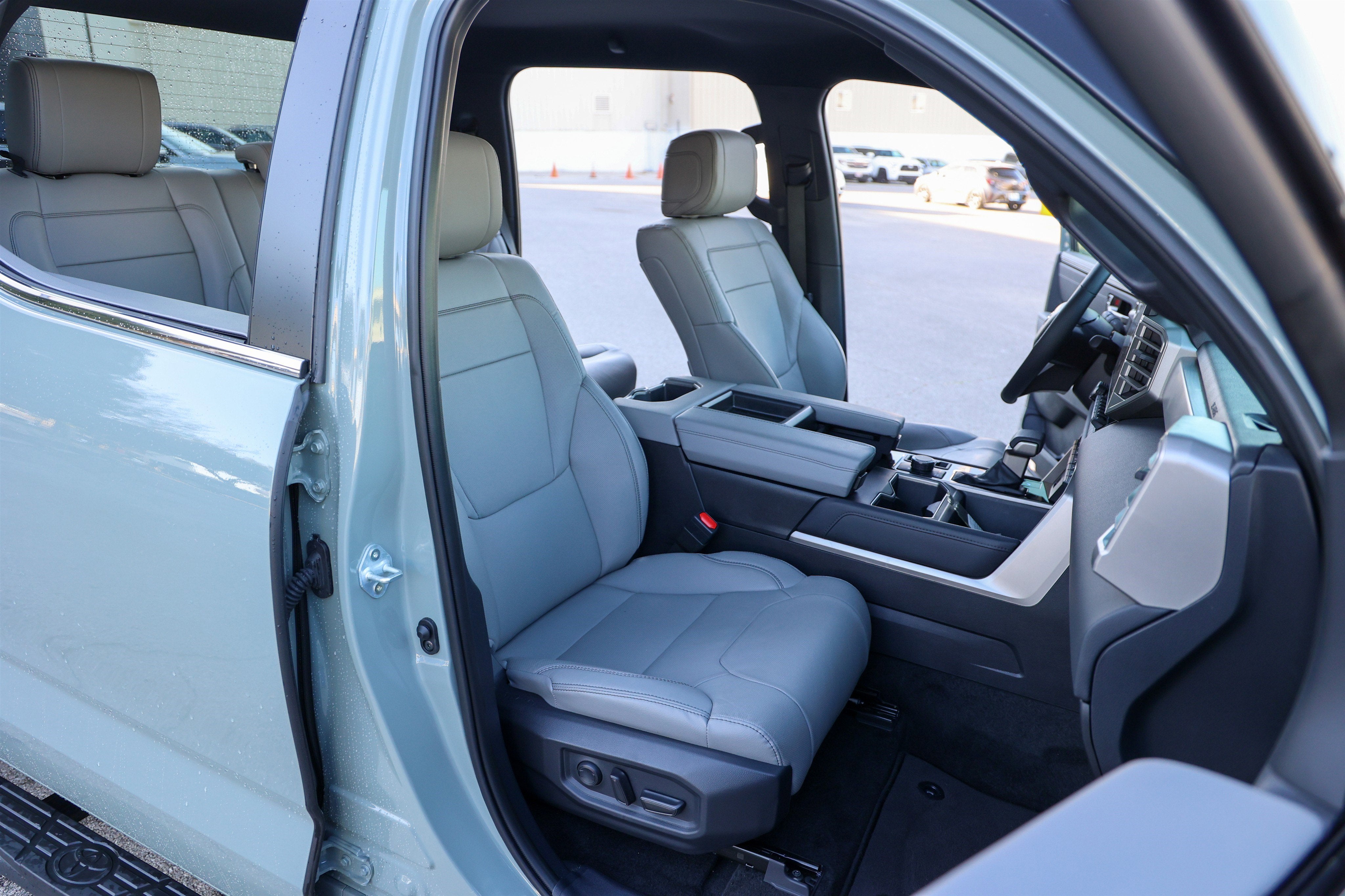 2026 Toyota TUNDRA 4X4 Limited