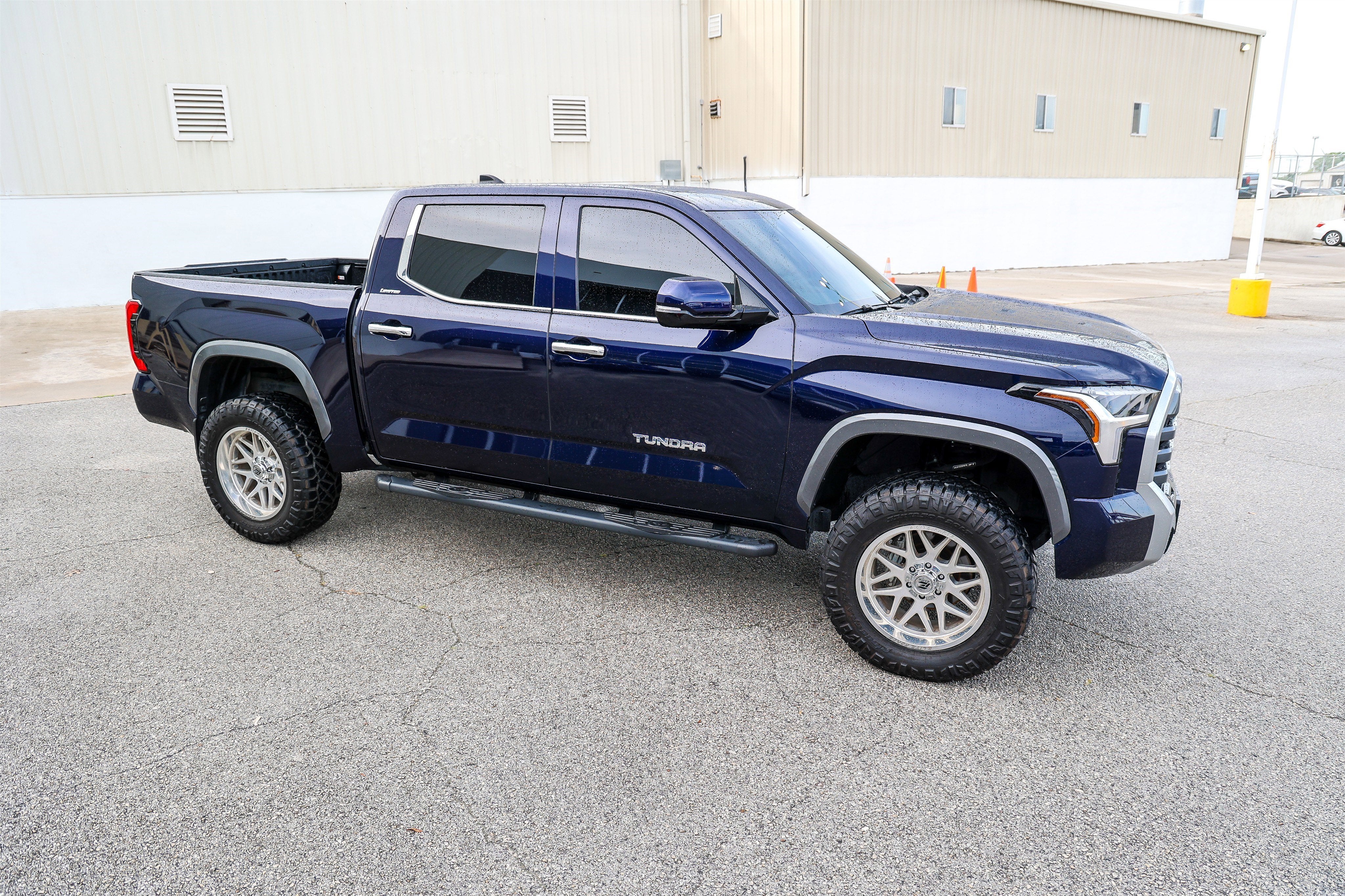2025 Toyota TUNDRA 4X4 Limited