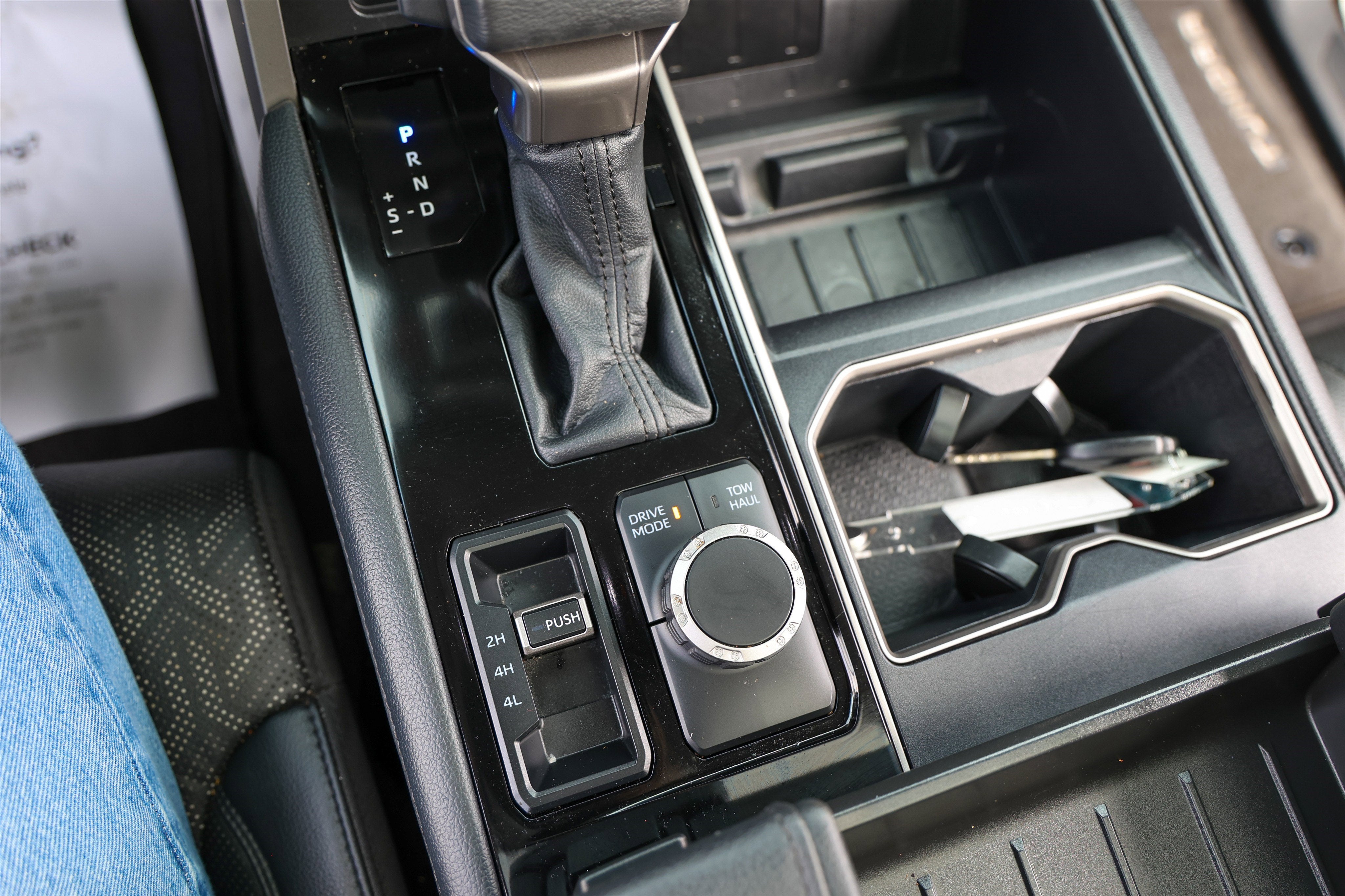 2023 Toyota TUNDRA 4X4 Limited