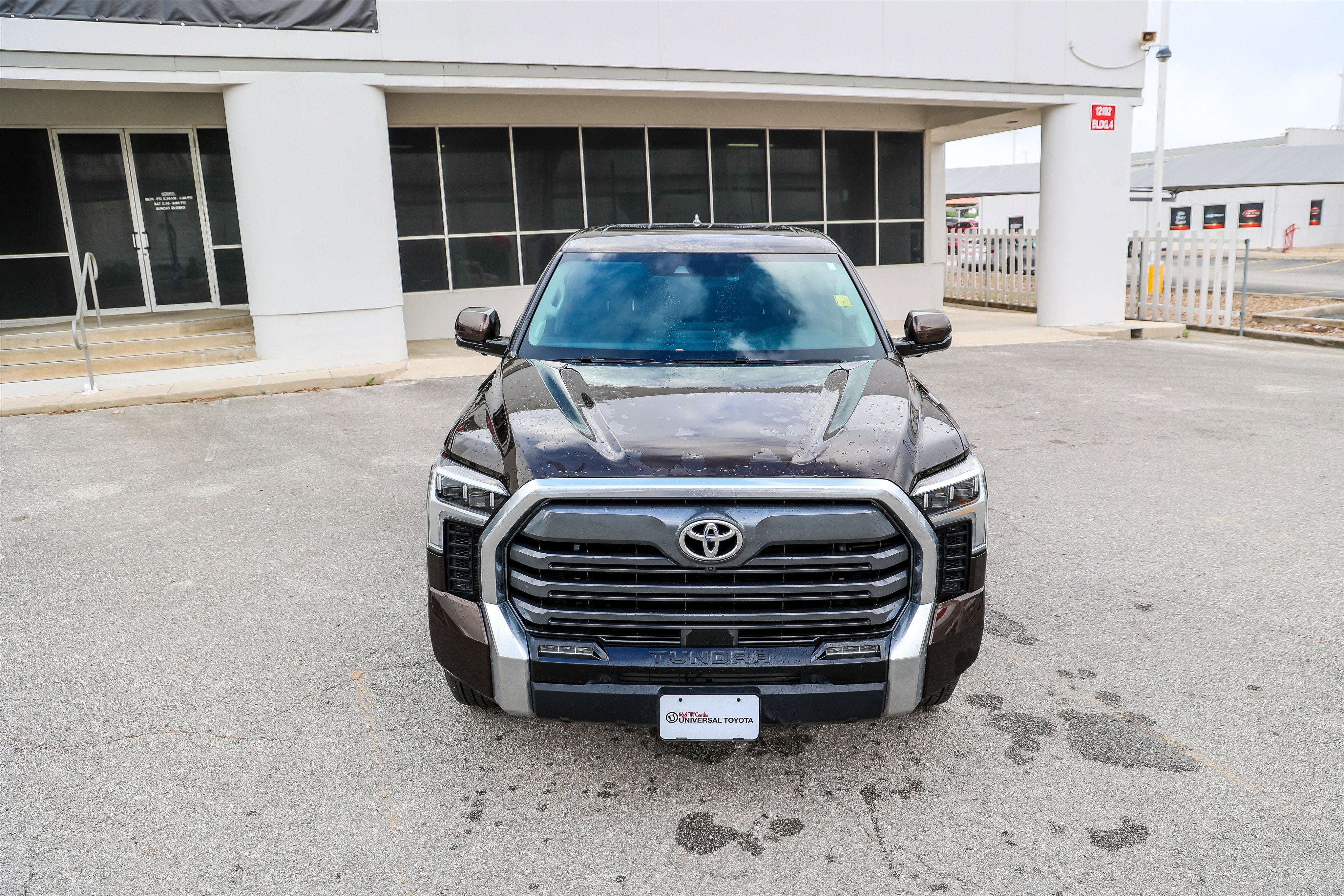 2023 Toyota TUNDRA 4X4 Limited