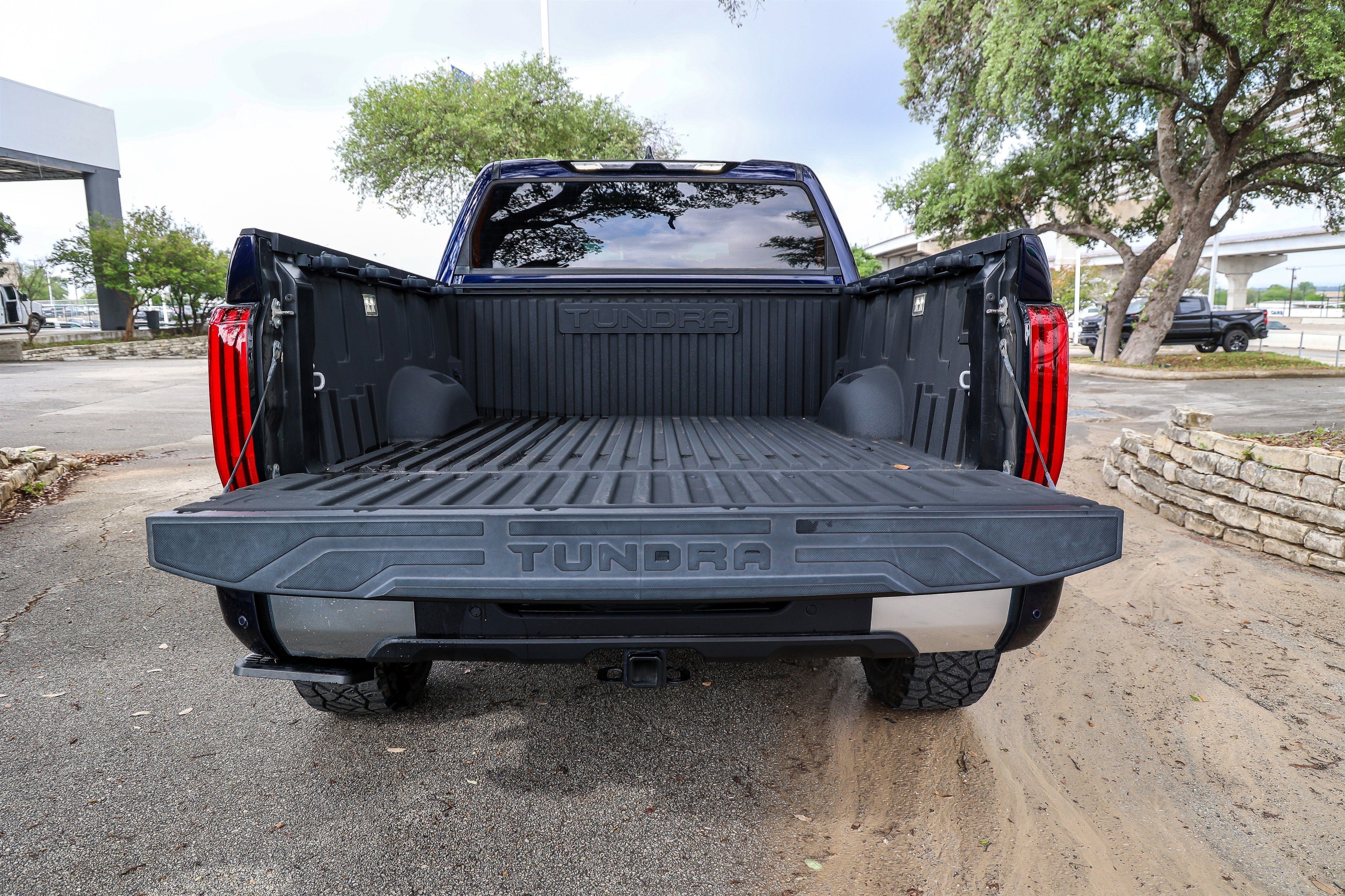 2023 Toyota TUNDRA 4X4 Limited