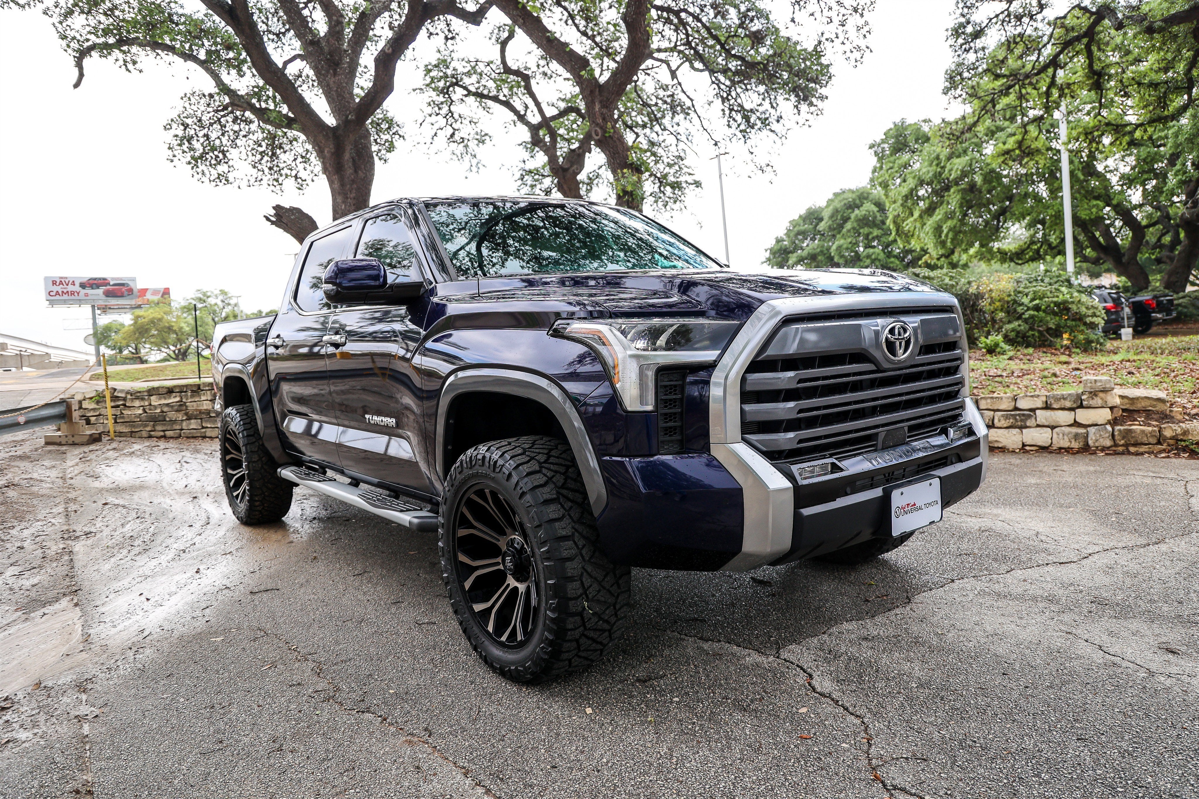 2023 Toyota TUNDRA 4X4 Limited