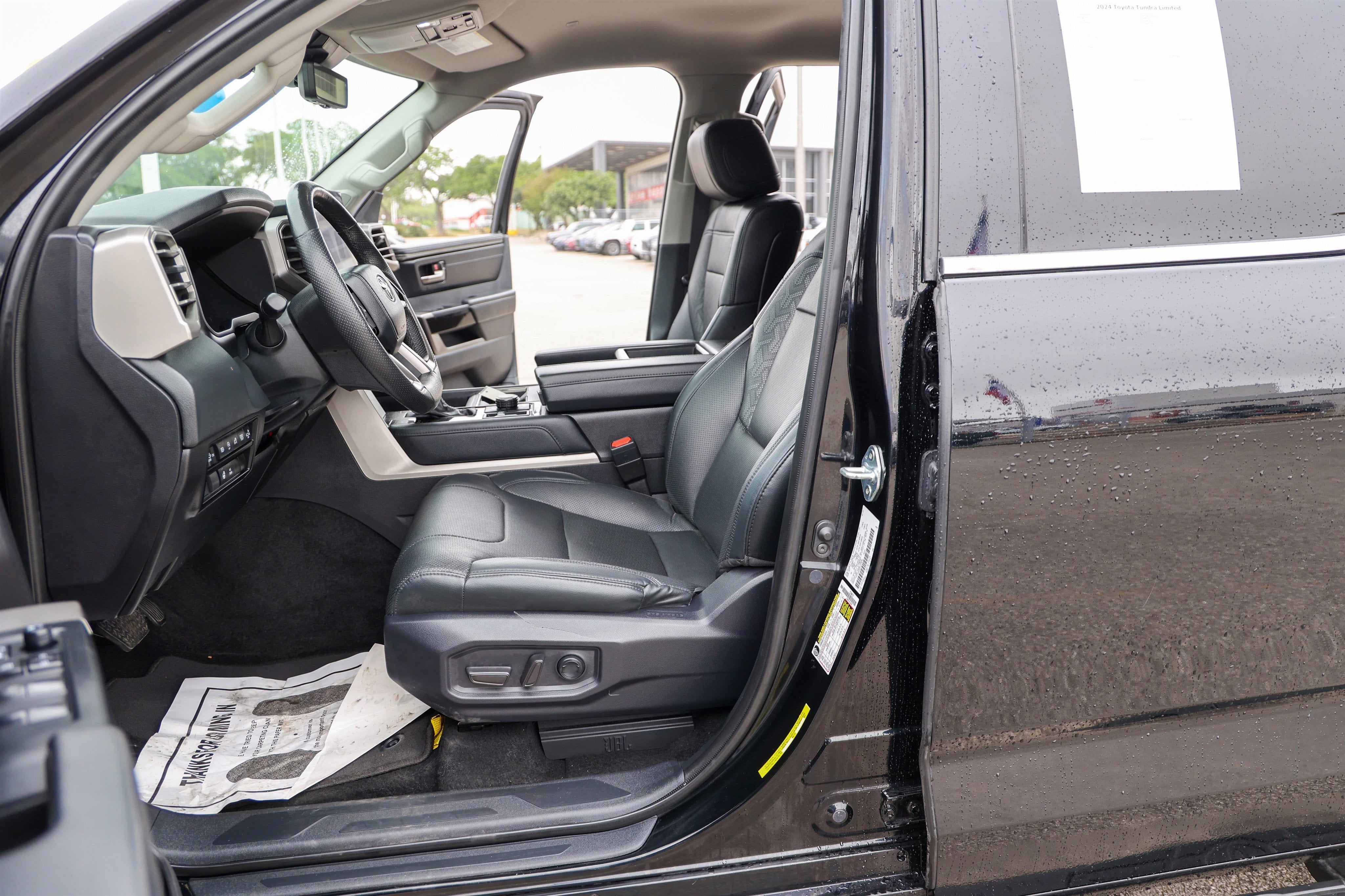 2024 Toyota TUNDRA 4X4 Limited