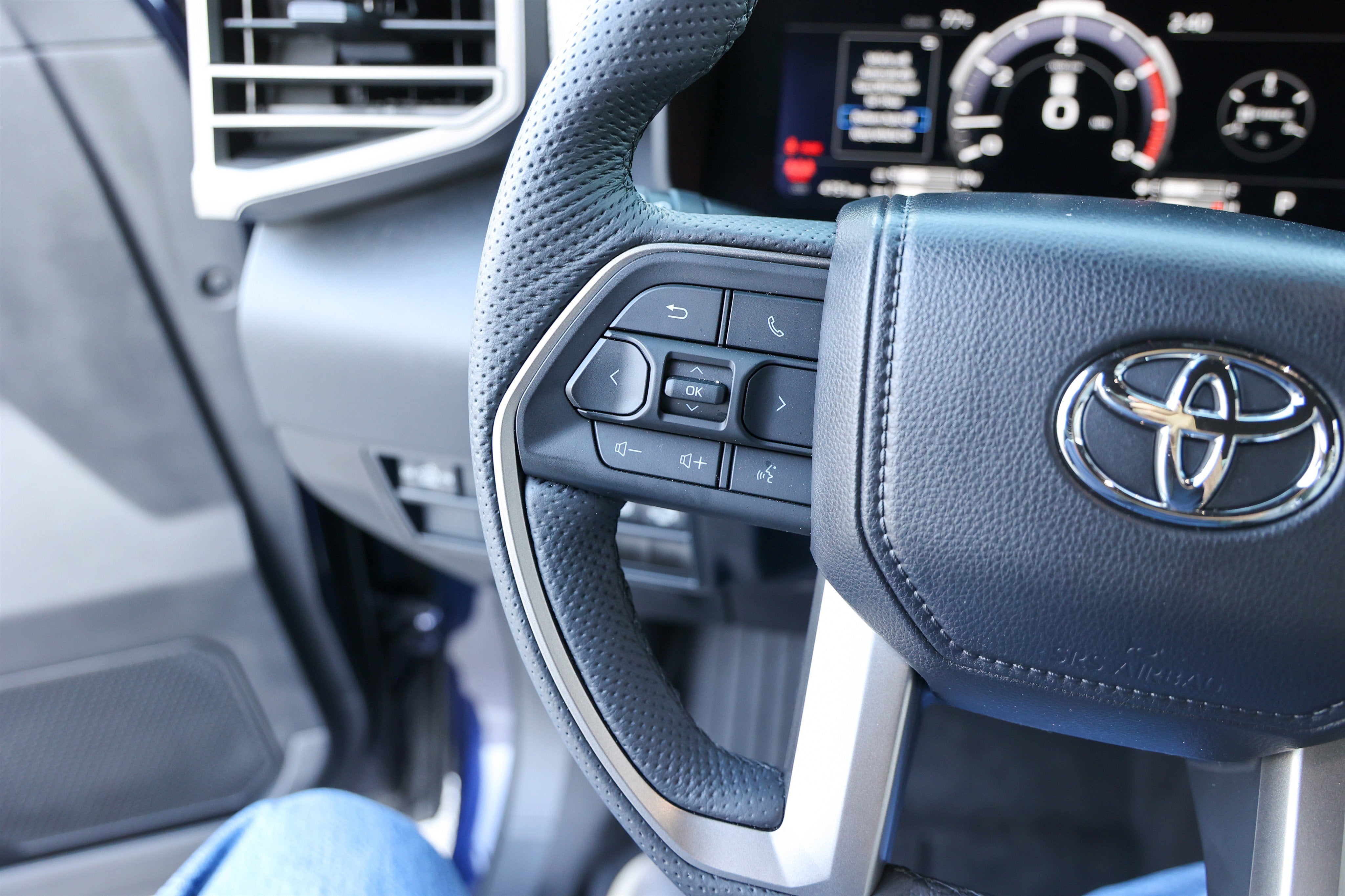 2026 Toyota TUNDRA 4X4 Limited