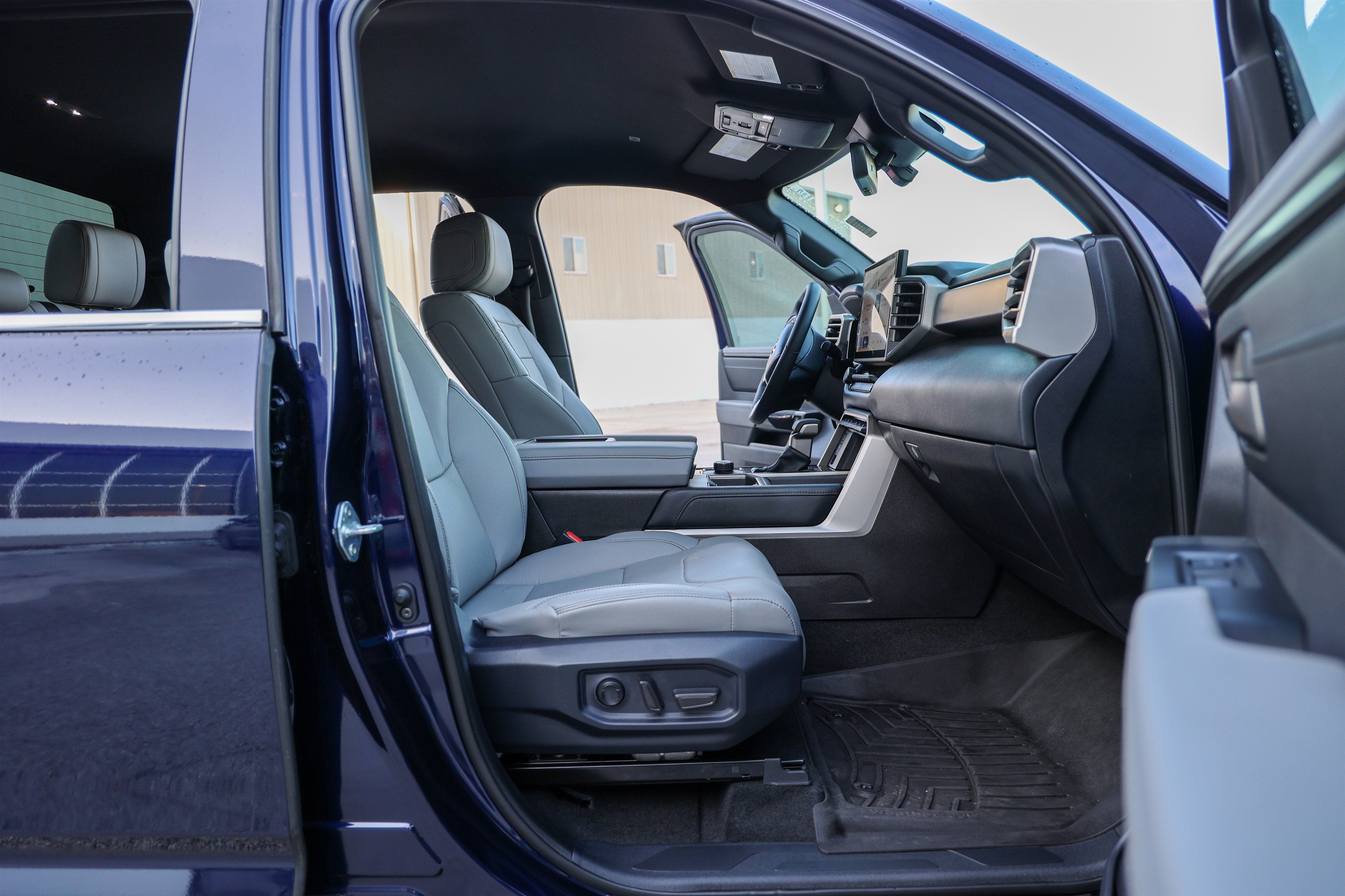 2026 Toyota TUNDRA 4X4 Limited
