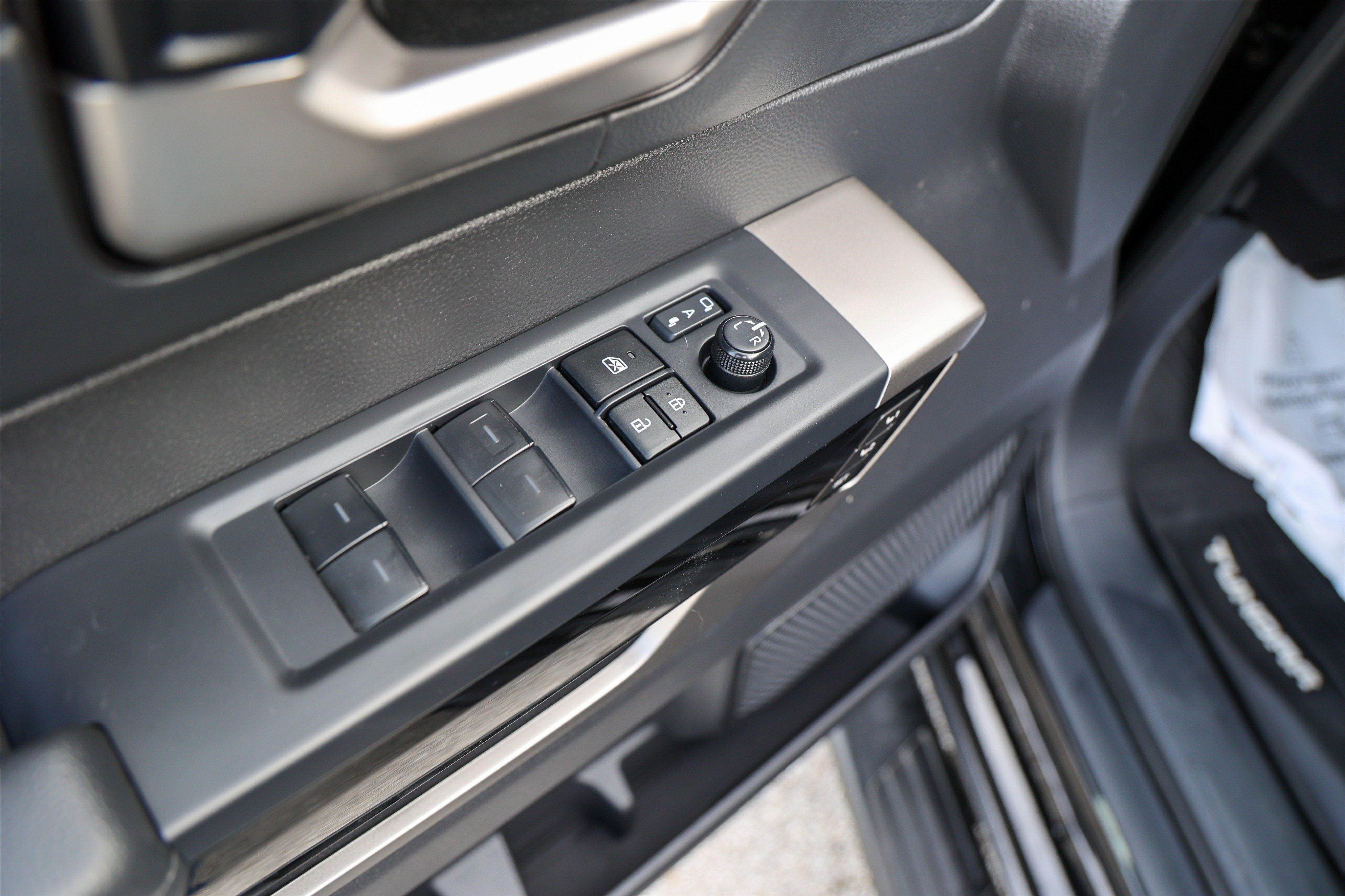 2024 Toyota Tundra i-FORCE MAX Limited Hybrid