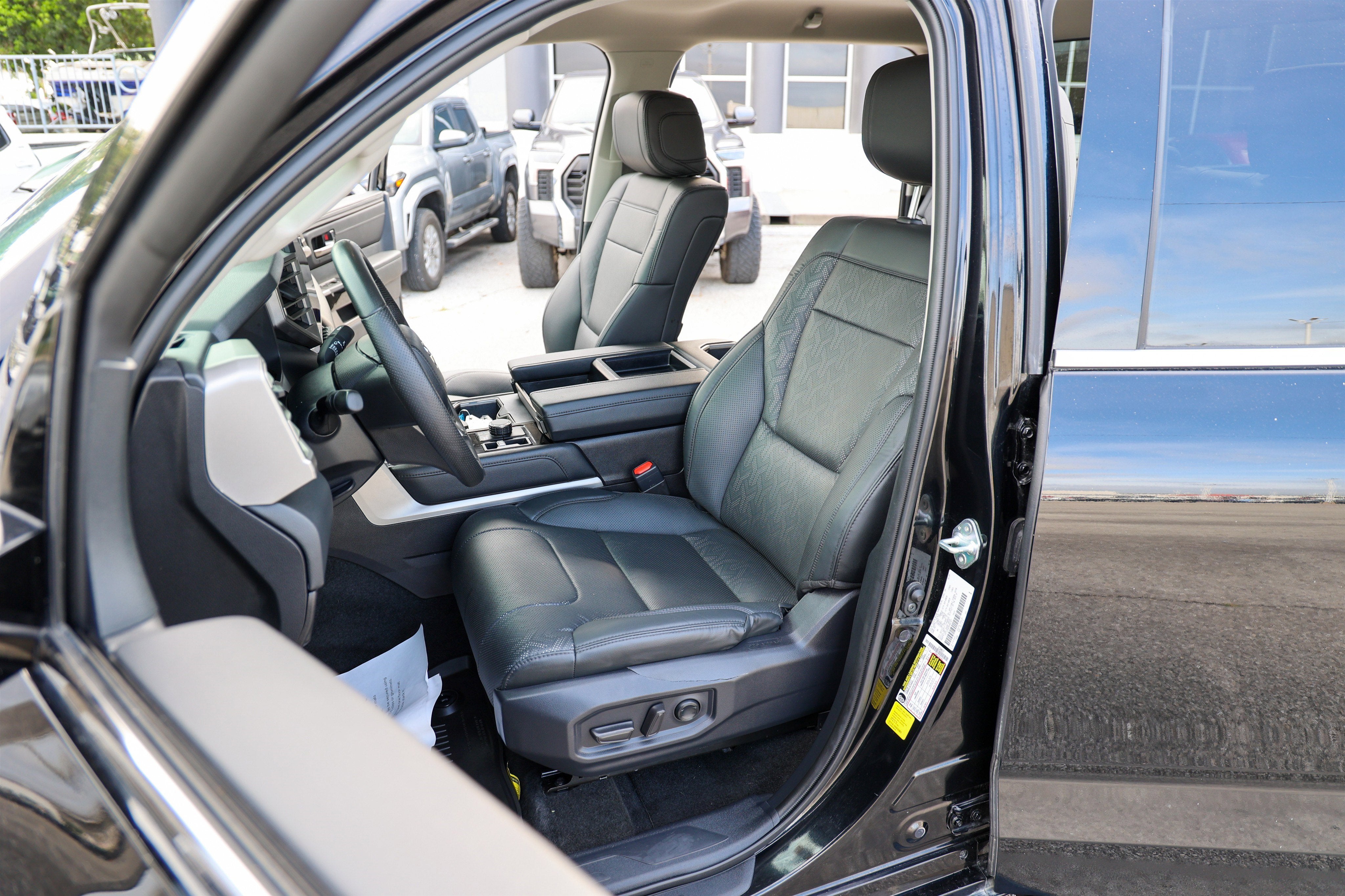 2024 Toyota Tundra i-FORCE MAX Limited Hybrid