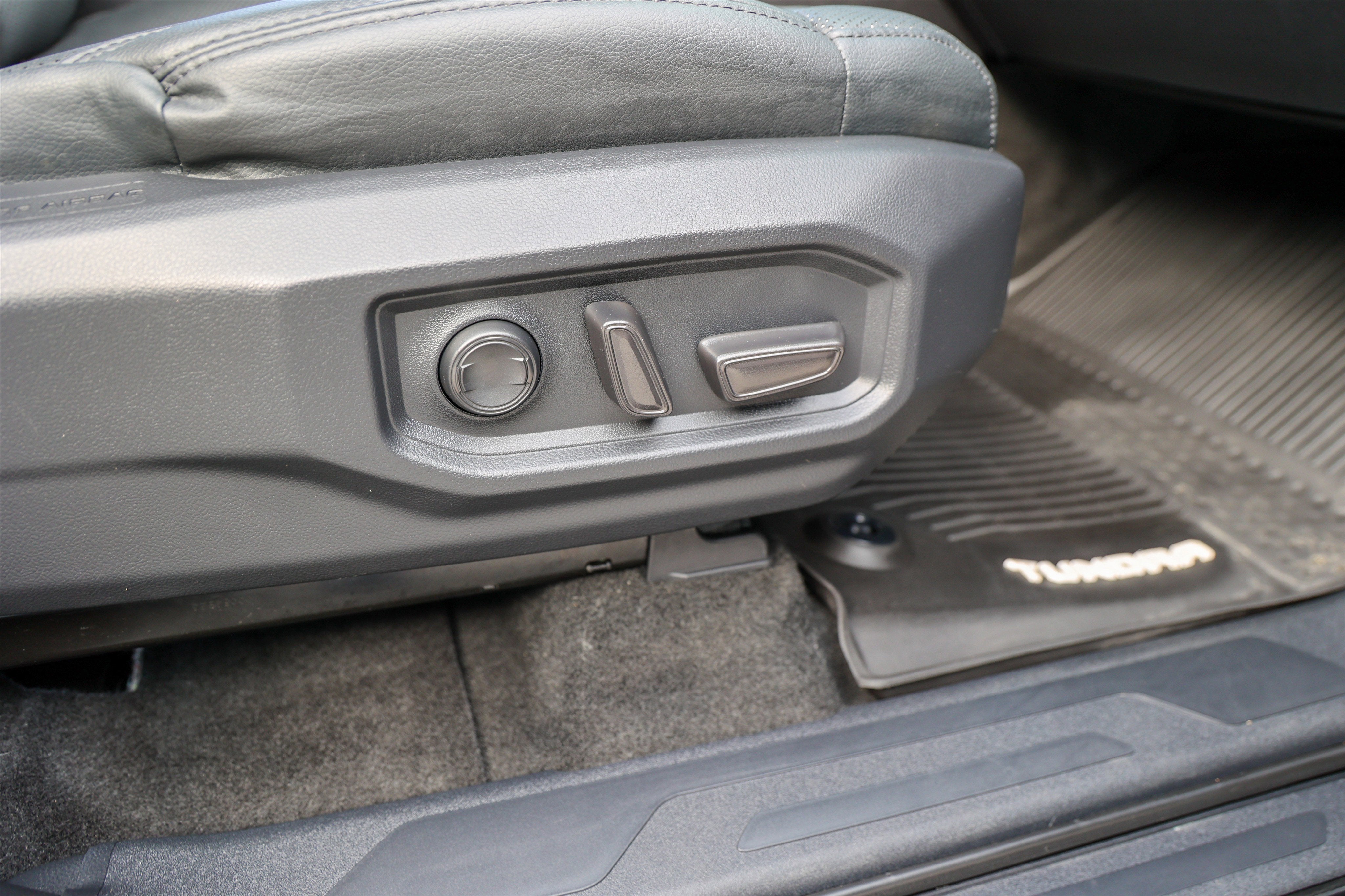 2024 Toyota Tundra i-FORCE MAX Limited Hybrid