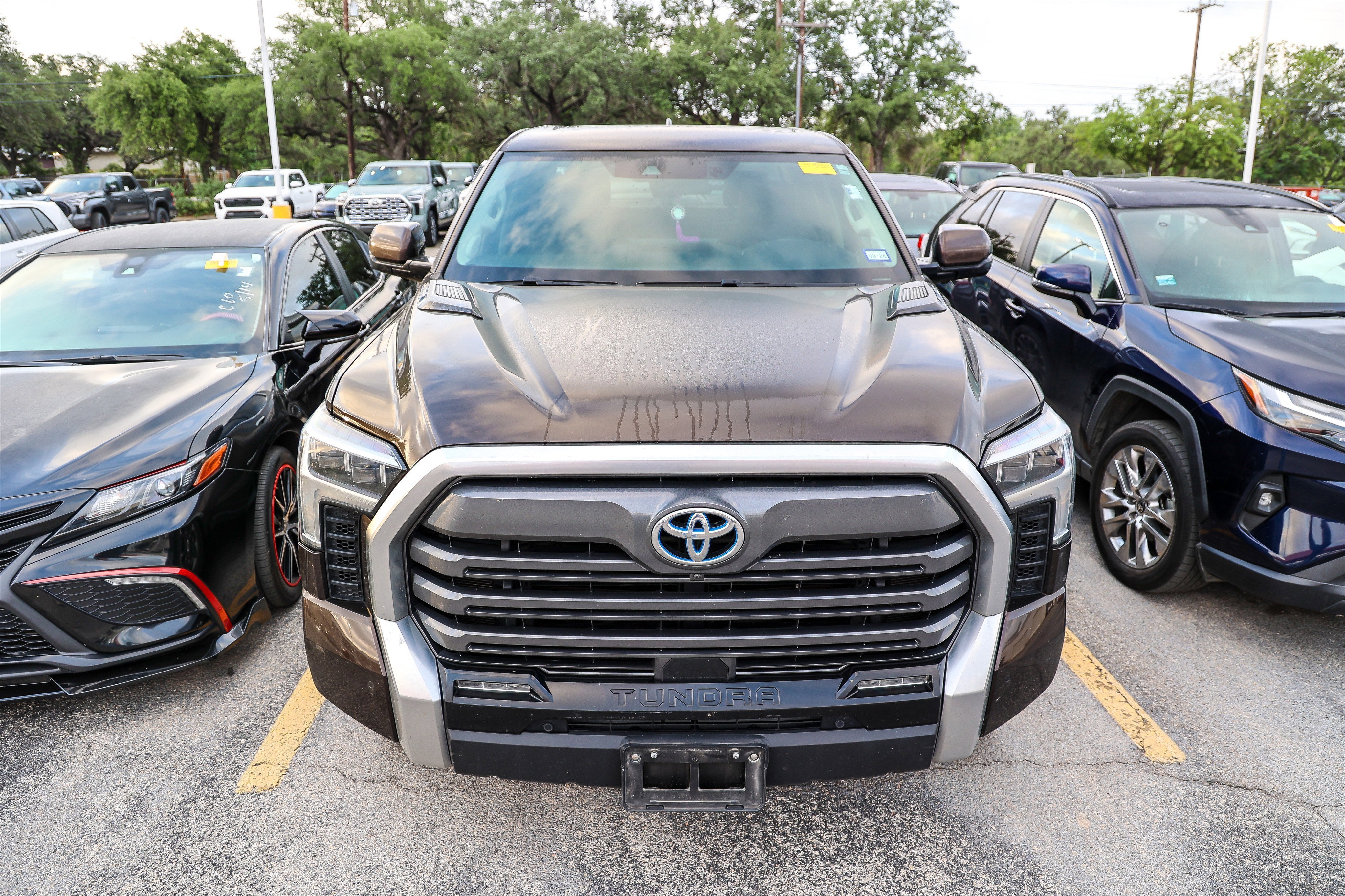 2024 Toyota Tundra i-FORCE MAX Limited Hybrid