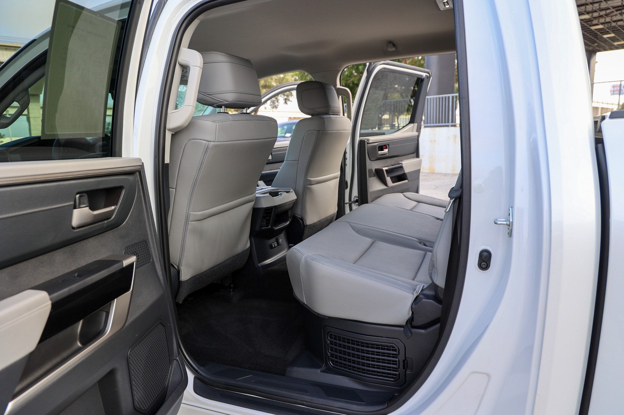 2024 Toyota Tundra i-FORCE MAX Limited Hybrid