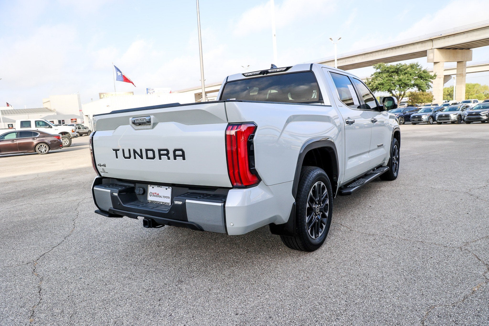 2024 Toyota Tundra 4WD Limited Hybrid