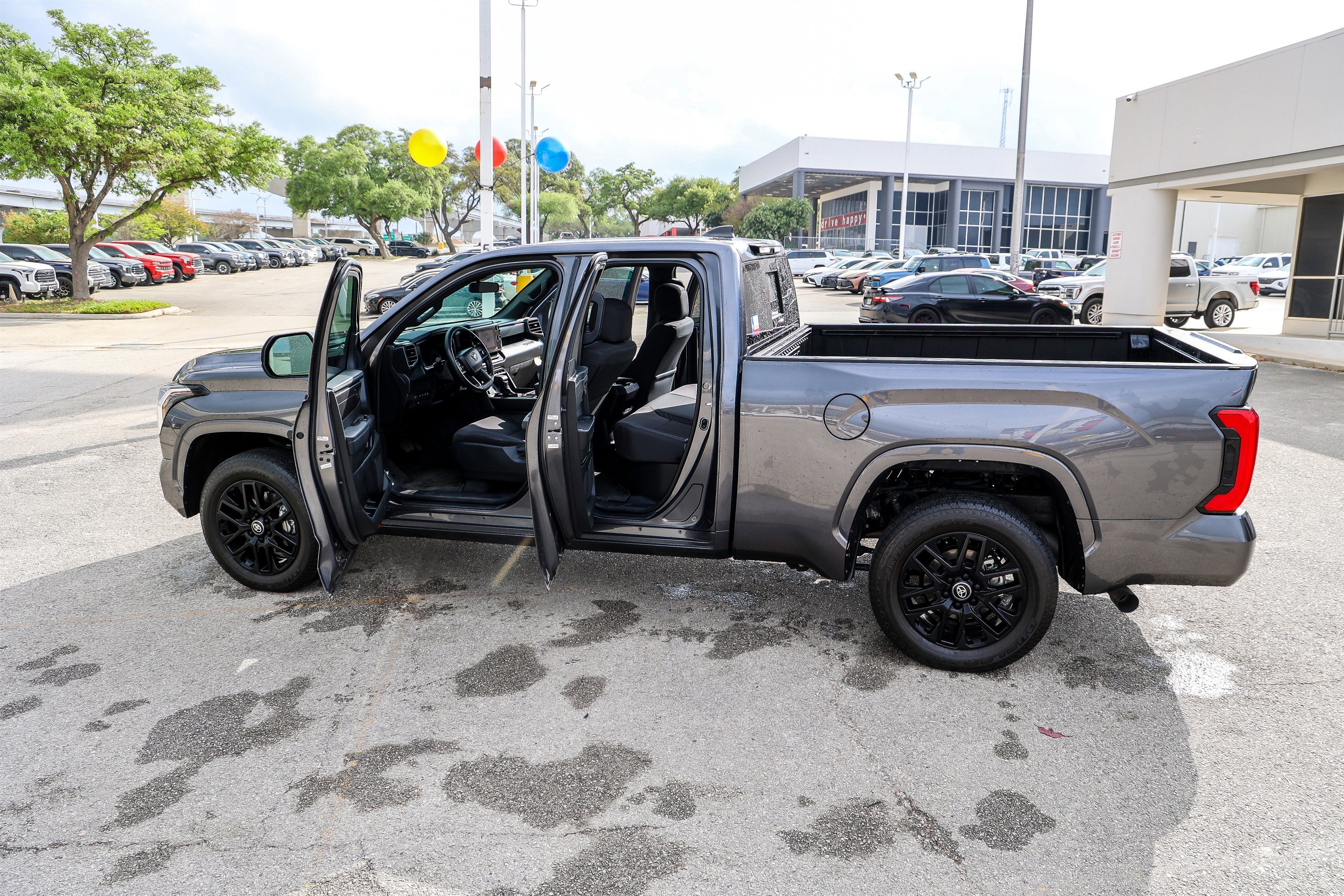 2025 Toyota TUNDRA 4X2 SR