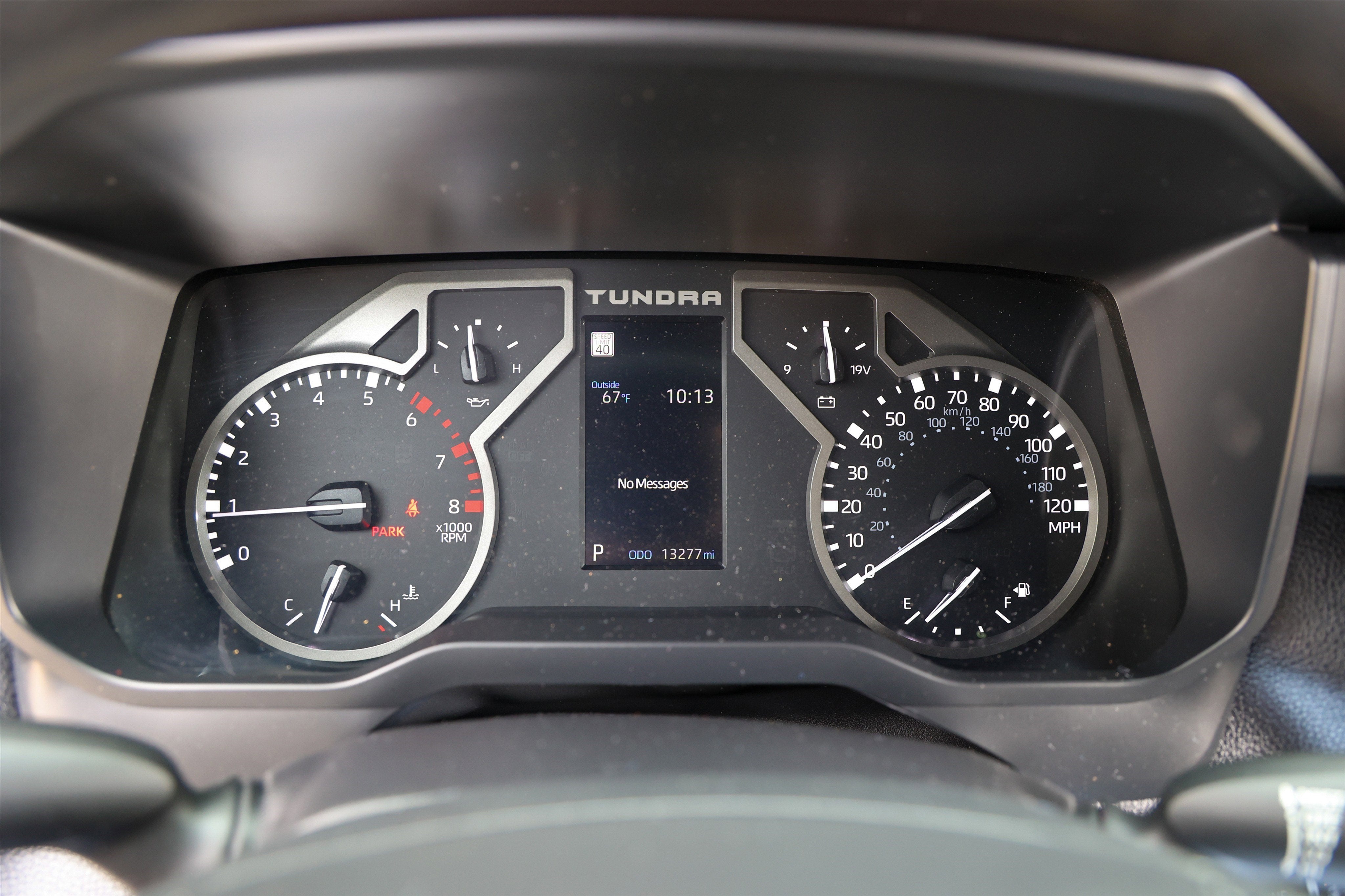 2025 Toyota TUNDRA 4X2 SR