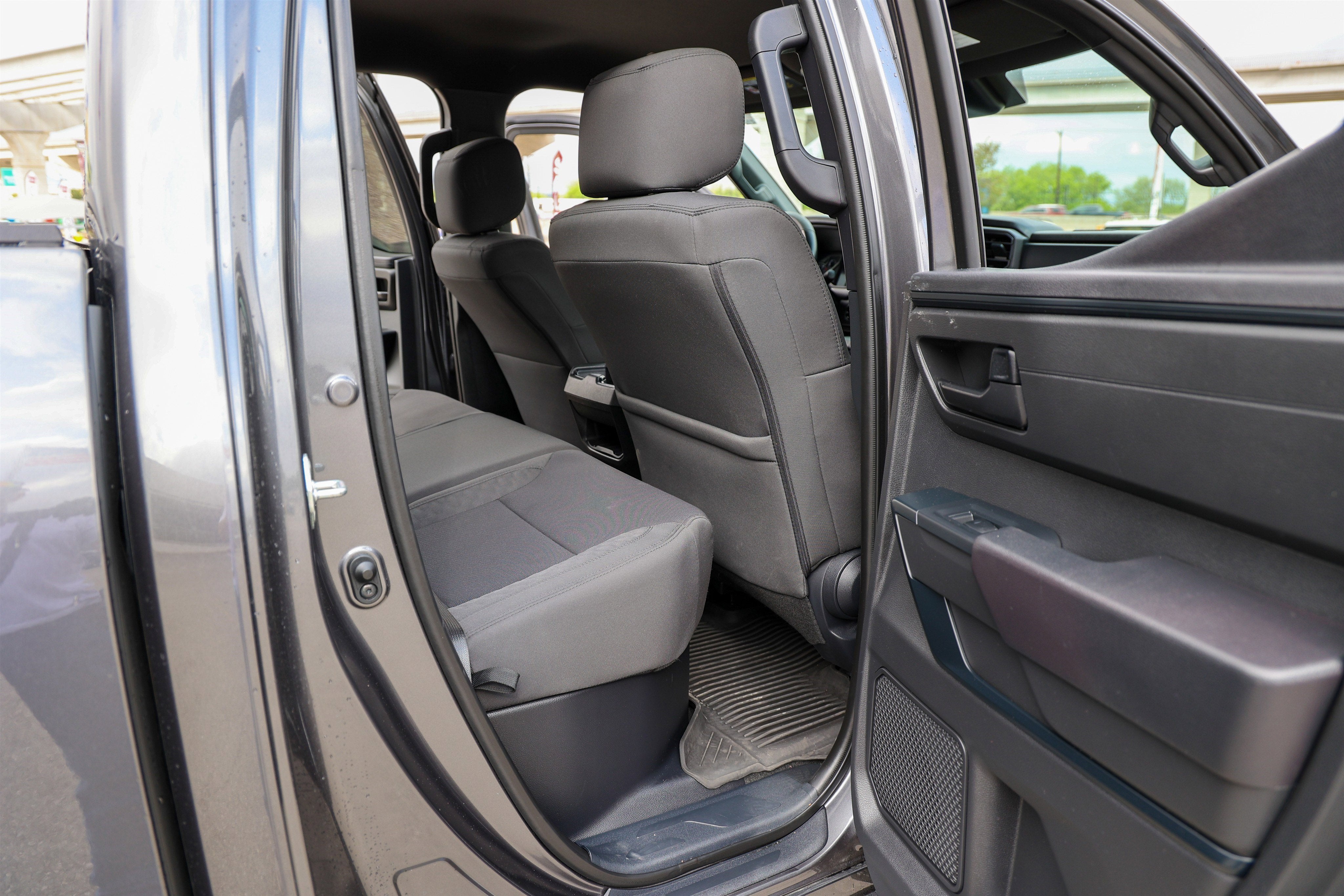 2025 Toyota TUNDRA 4X2 SR