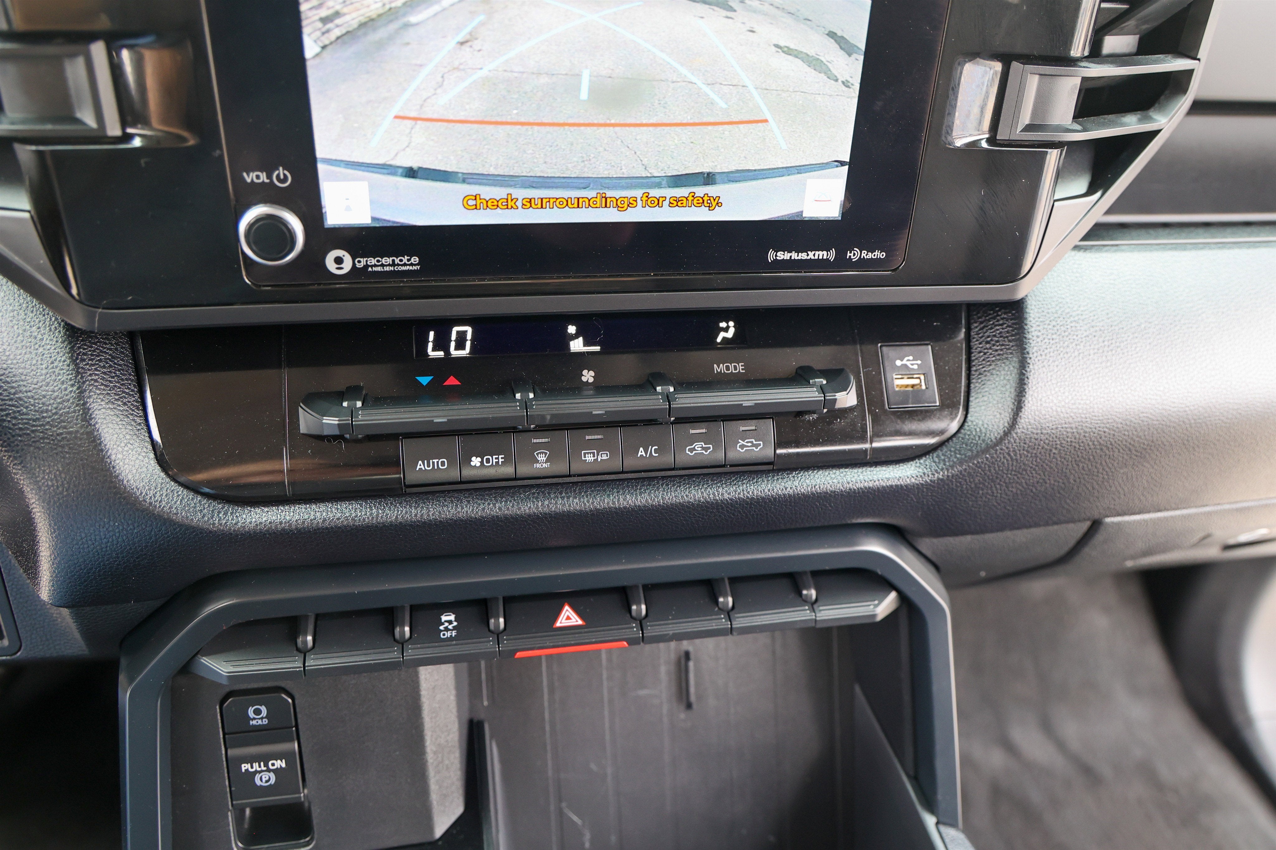 2024 Toyota TUNDRA 4X2 SR