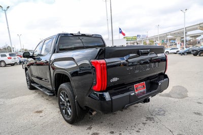 2026 Toyota TUNDRA 4X4 SR