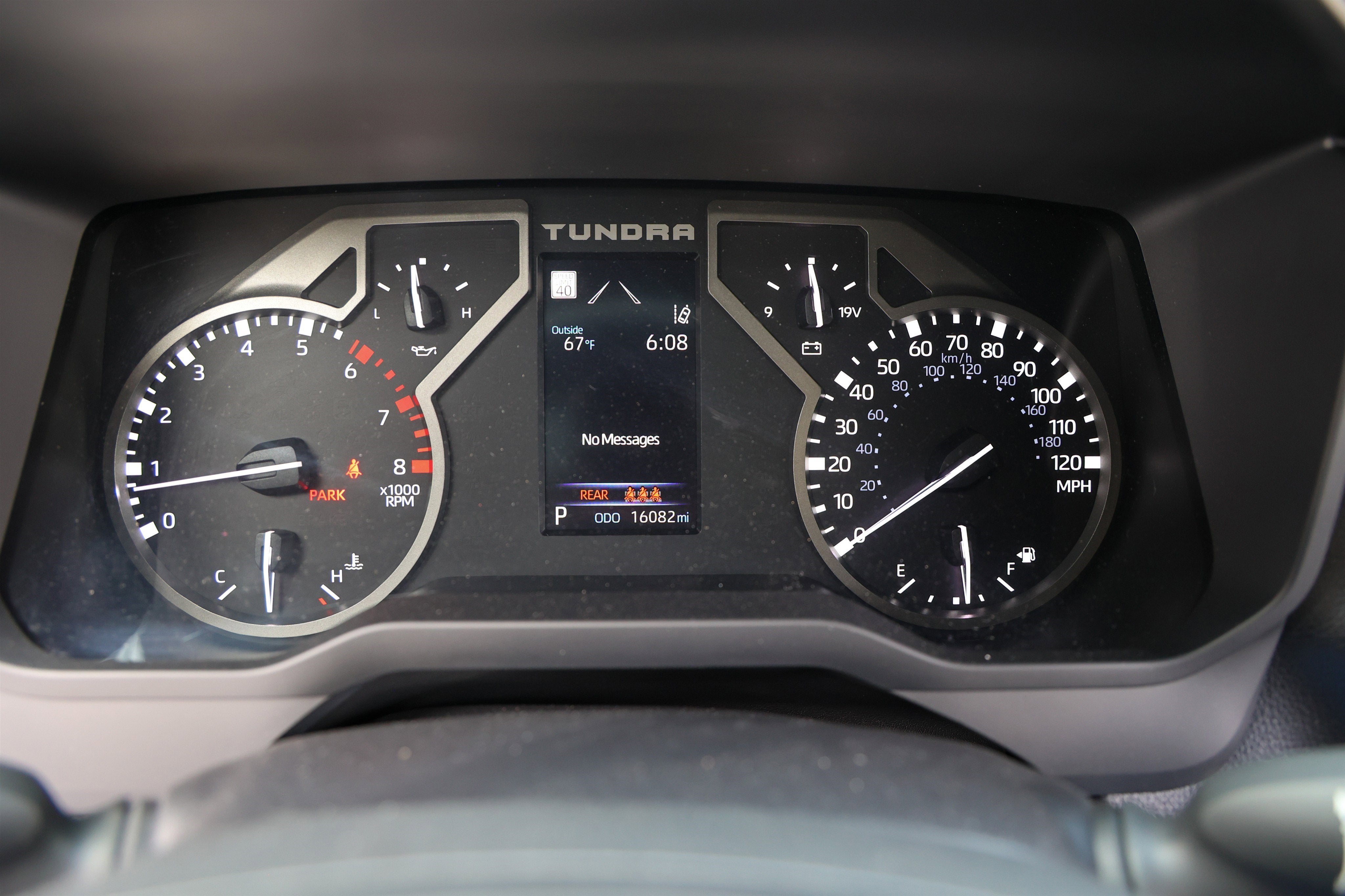 2026 Toyota TUNDRA 4X4 SR