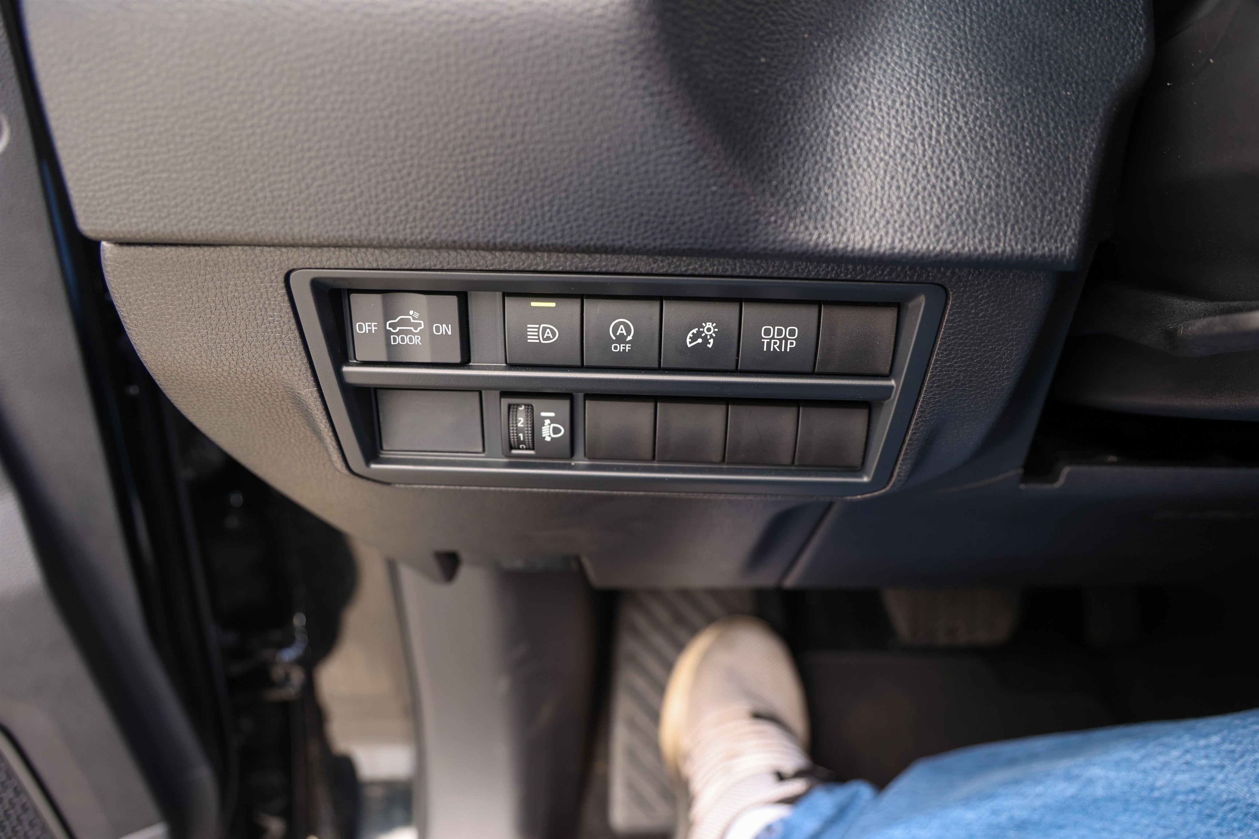 2026 Toyota TUNDRA 4X4 SR