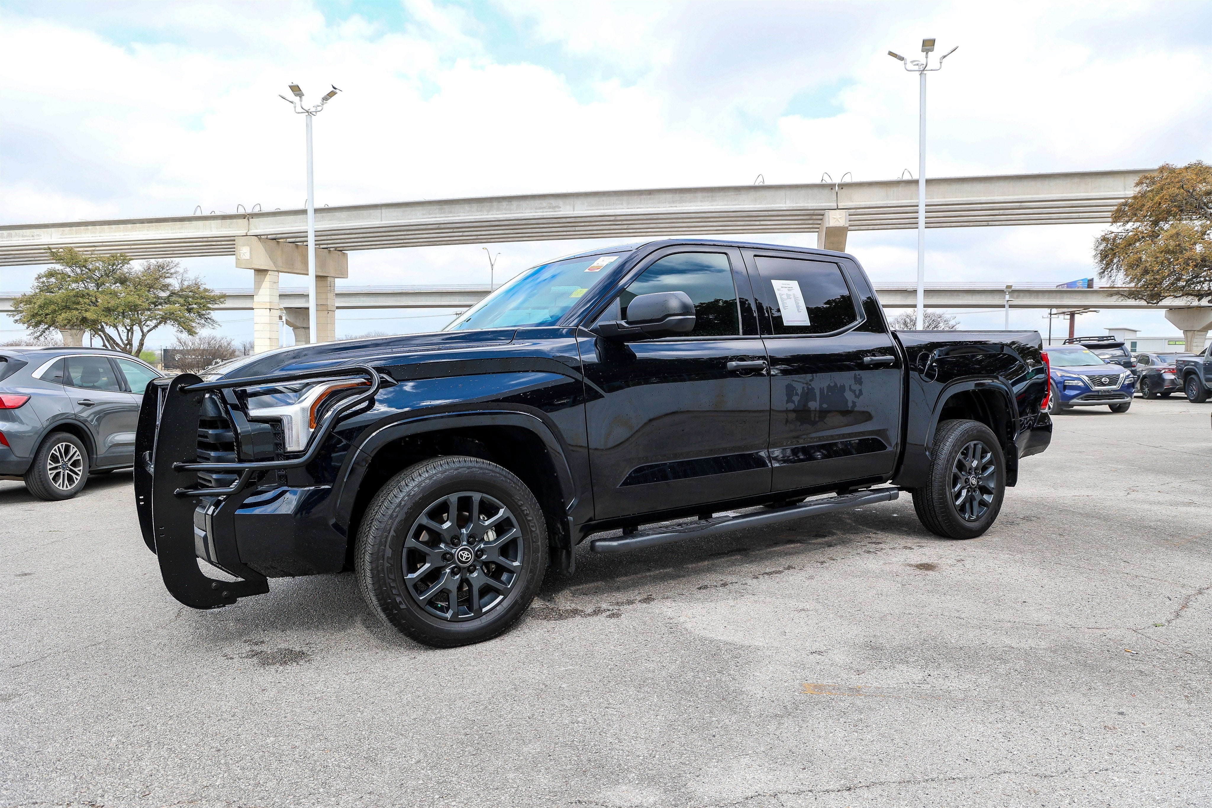 2026 Toyota TUNDRA 4X4 SR