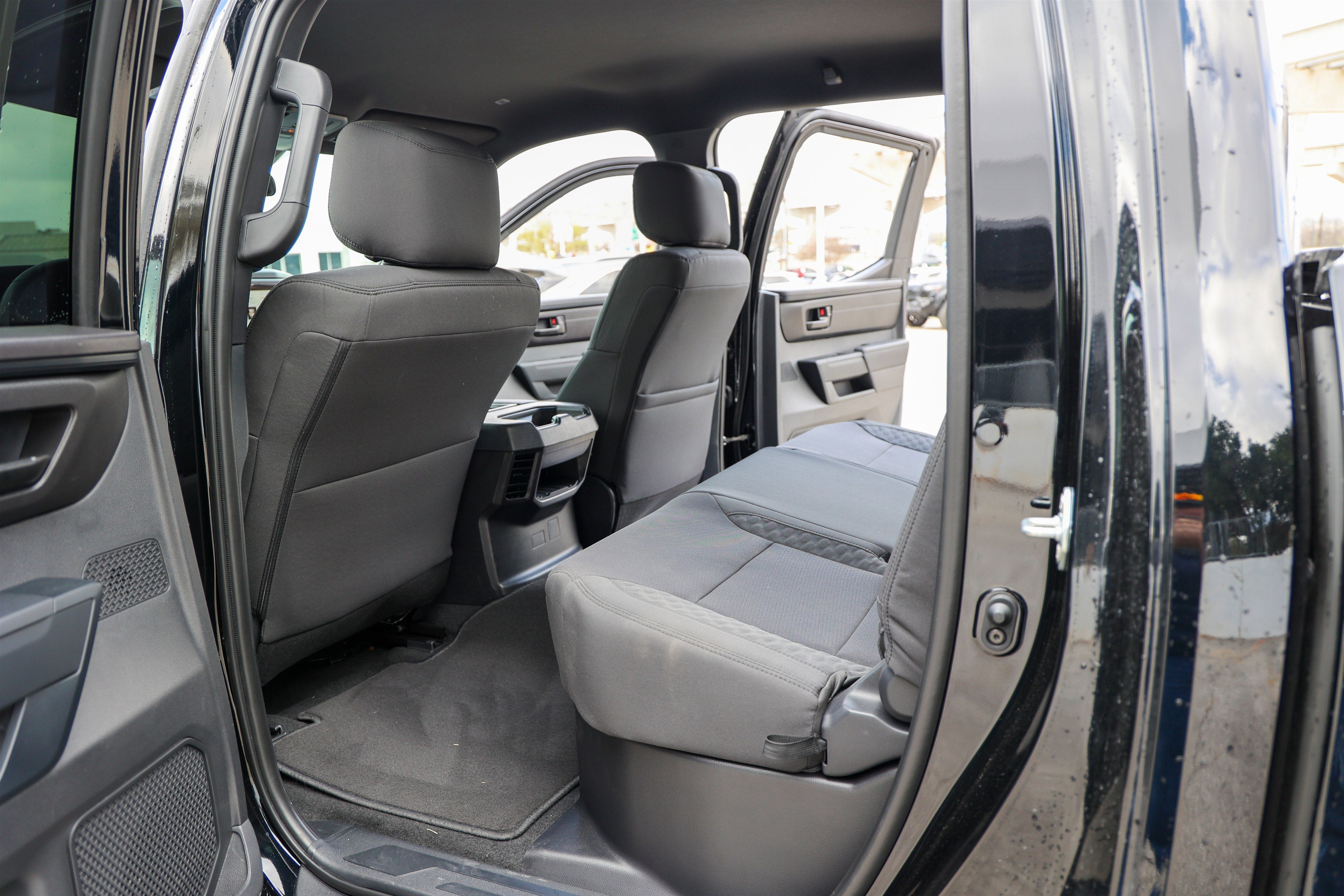 2026 Toyota TUNDRA 4X4 SR